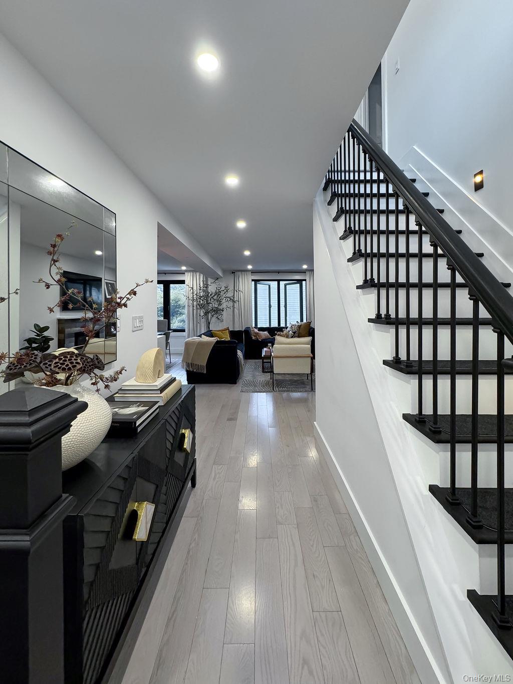 Single Family Edison  Westchester County, NY 10706, MLS-916915-5