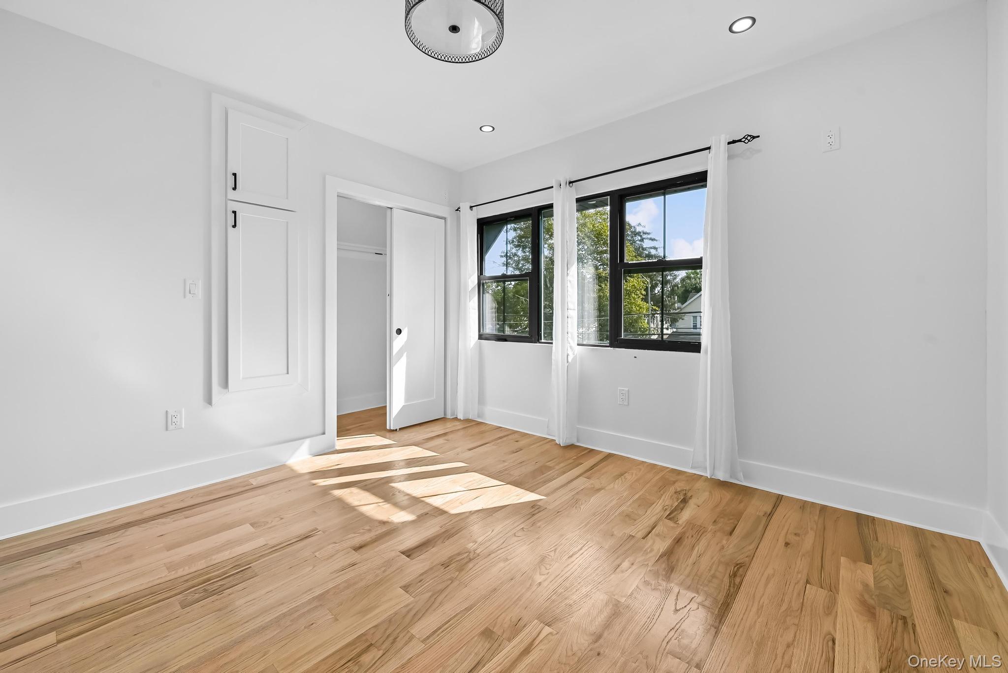 Single Family 71st Avenue Queens, NY 11375, MLS-916928-13