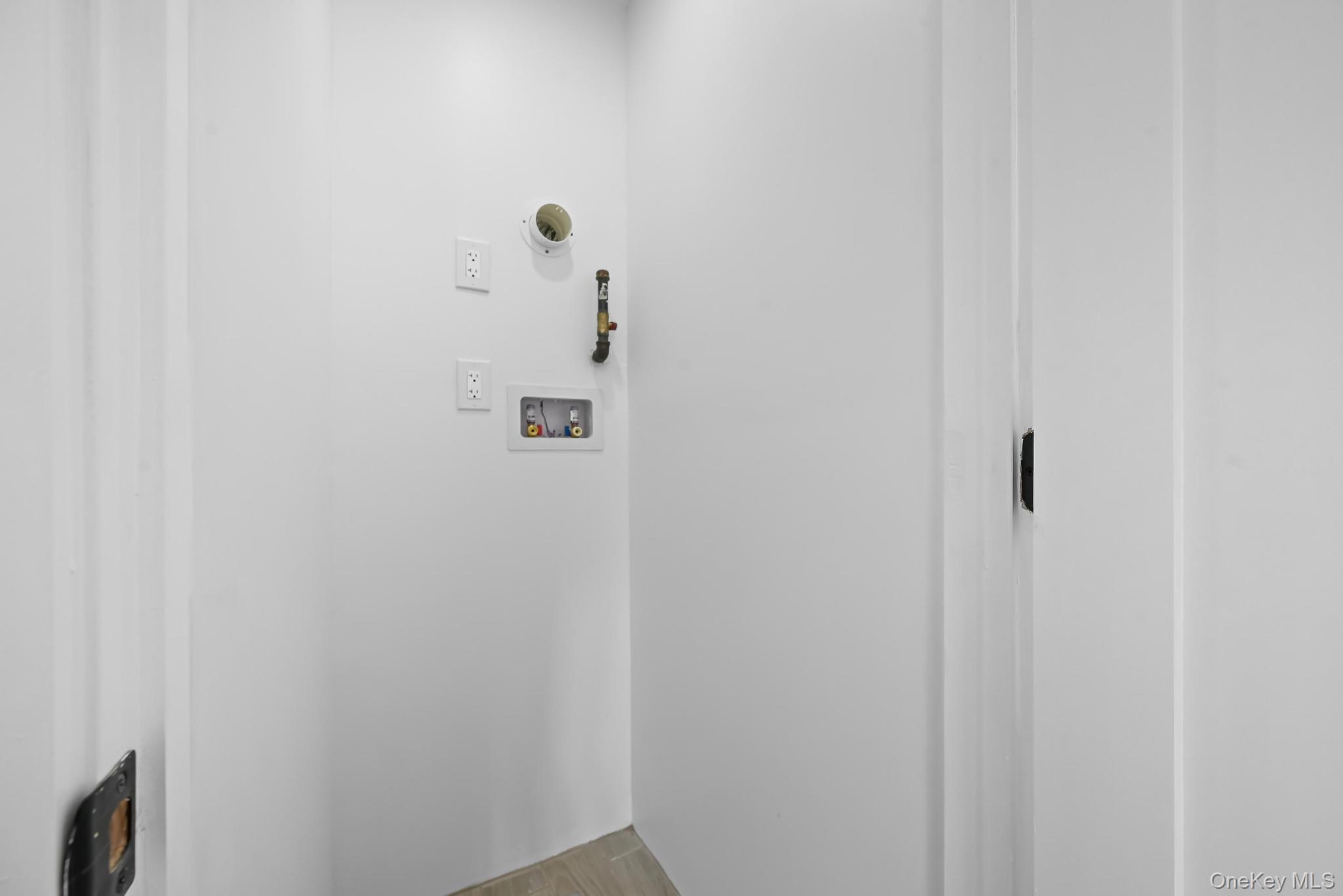 Single Family 71st Avenue  Queens, NY 11375, MLS-916928-21