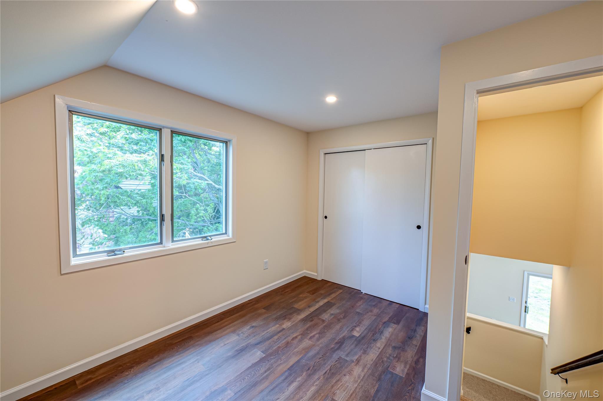 Single Family Center  Suffolk County, NY 11779, MLS-916933-14