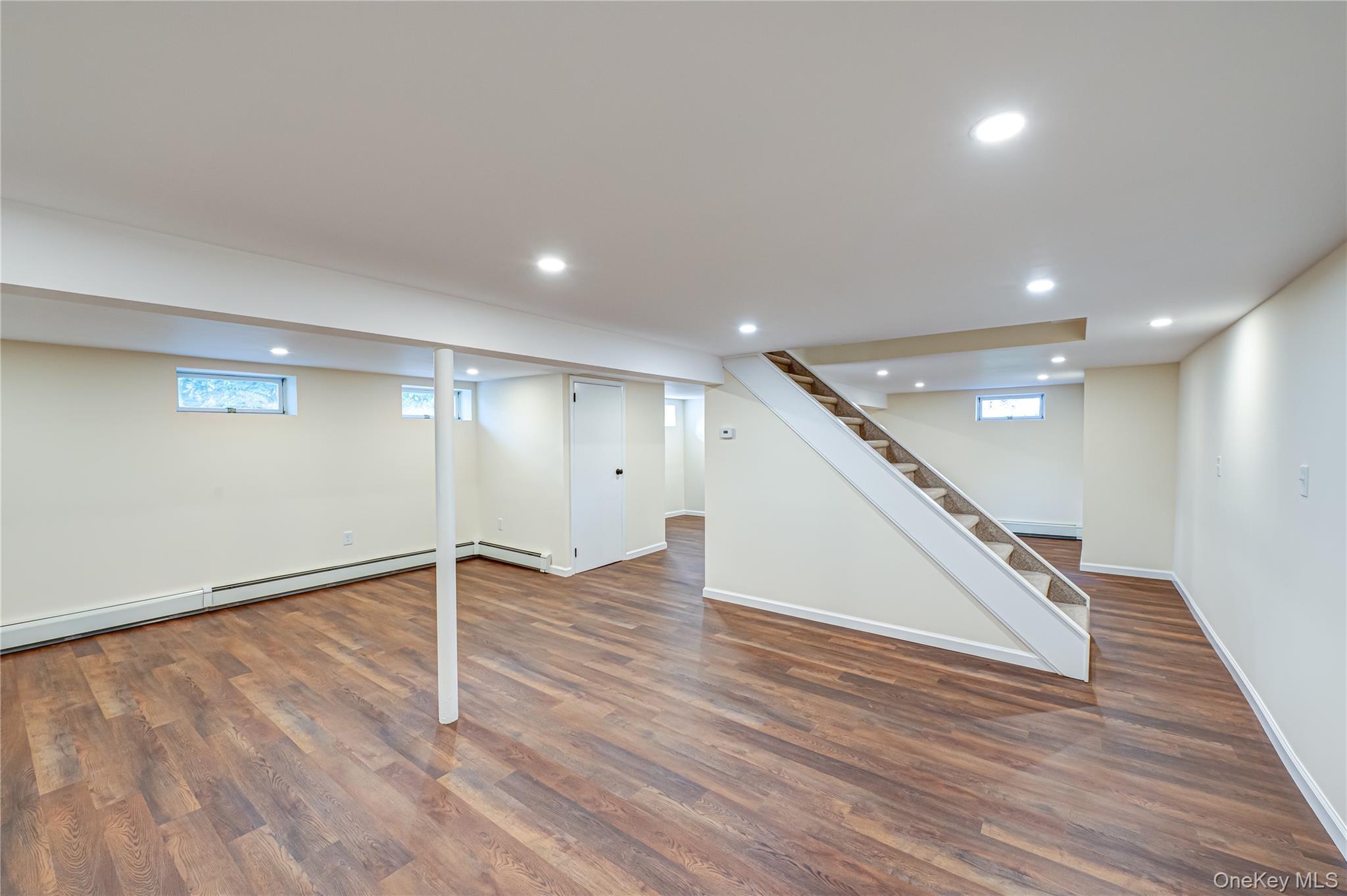 Single Family Center  Suffolk County, NY 11779, MLS-916933-19