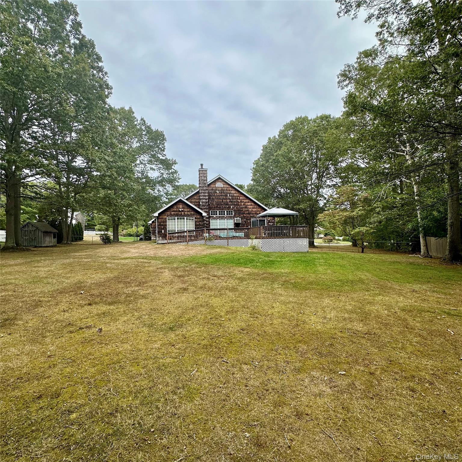 Single Family Thunderbird  Suffolk County, NY 11786, MLS-916946-3