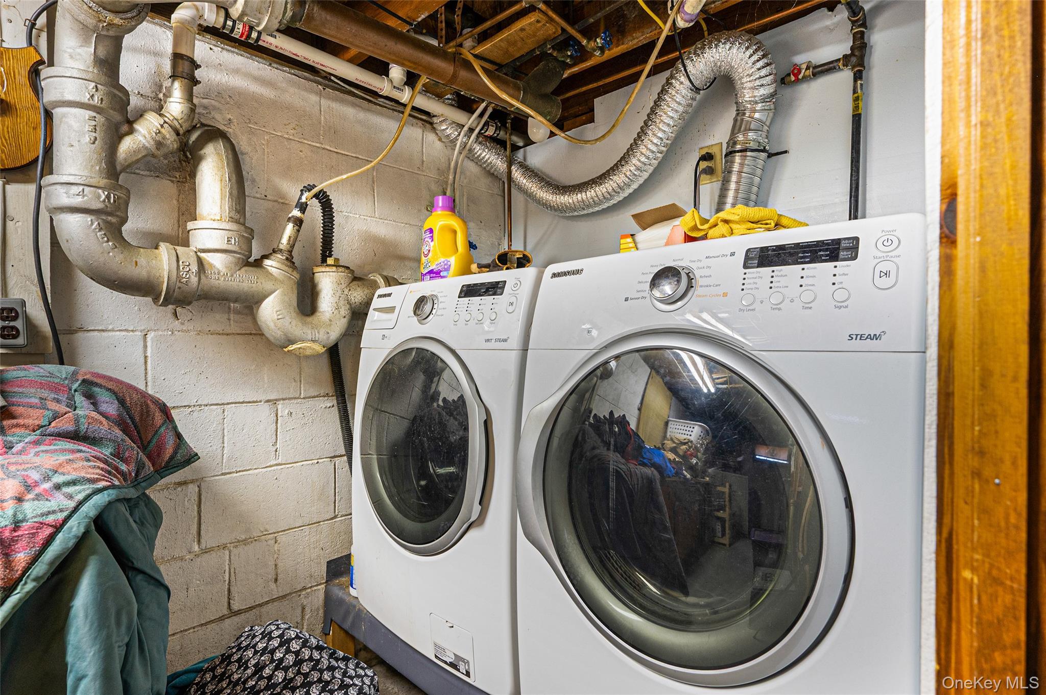 Single Family Arcadia  Suffolk County, NY 11795, MLS-916949-22