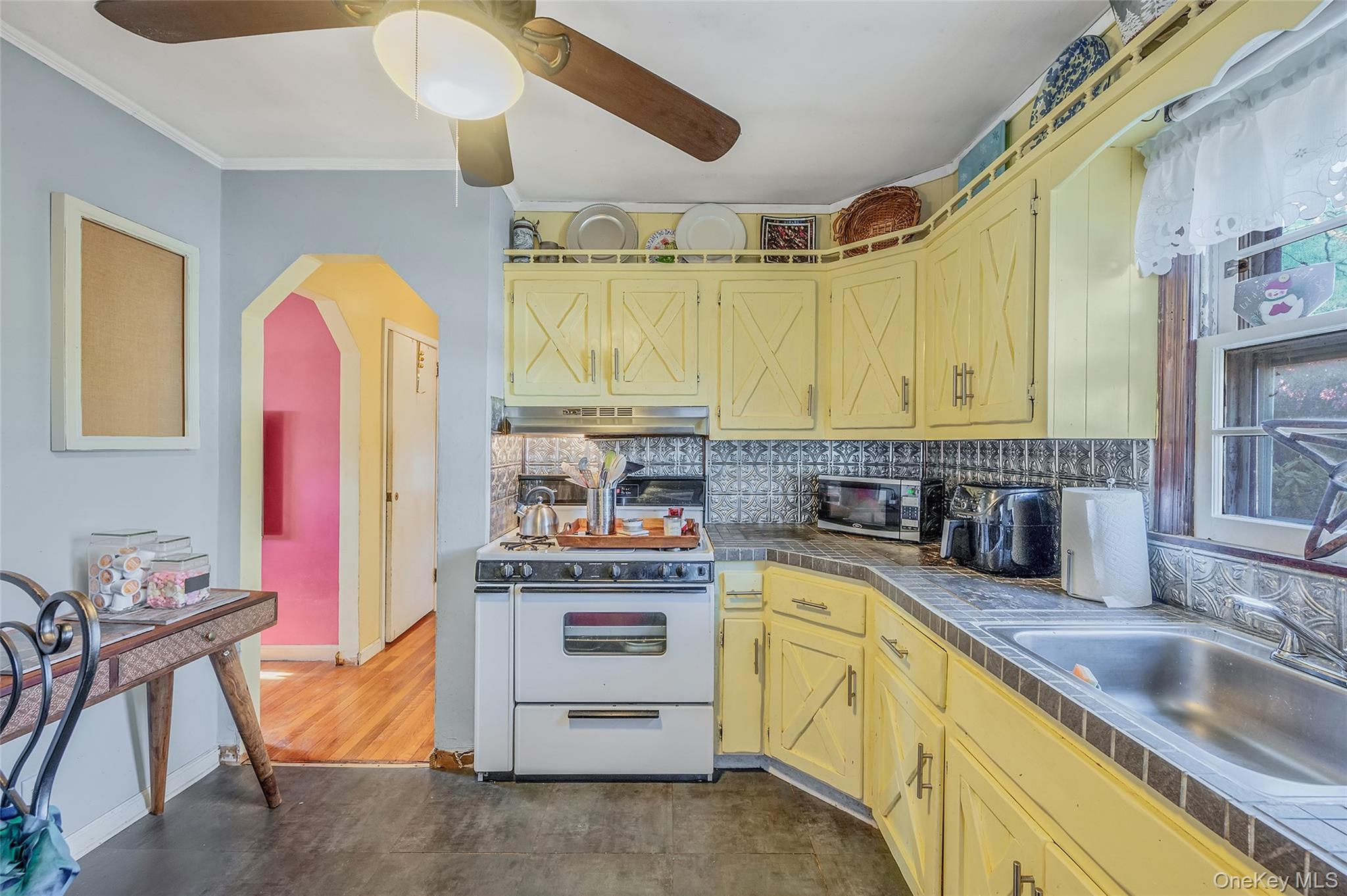 Single Family Arcadia  Suffolk County, NY 11795, MLS-916949-7