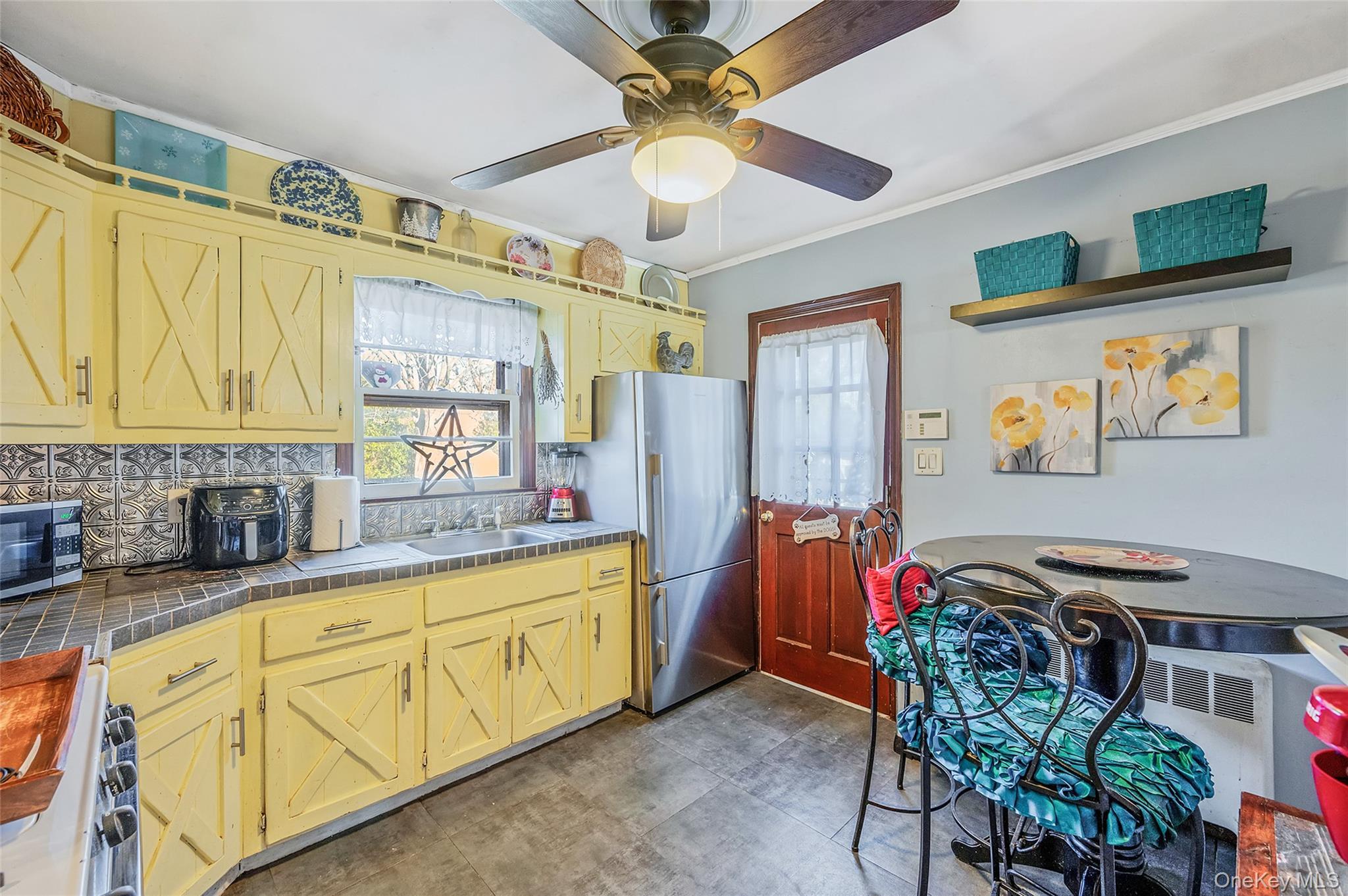 Single Family Arcadia  Suffolk County, NY 11795, MLS-916949-8