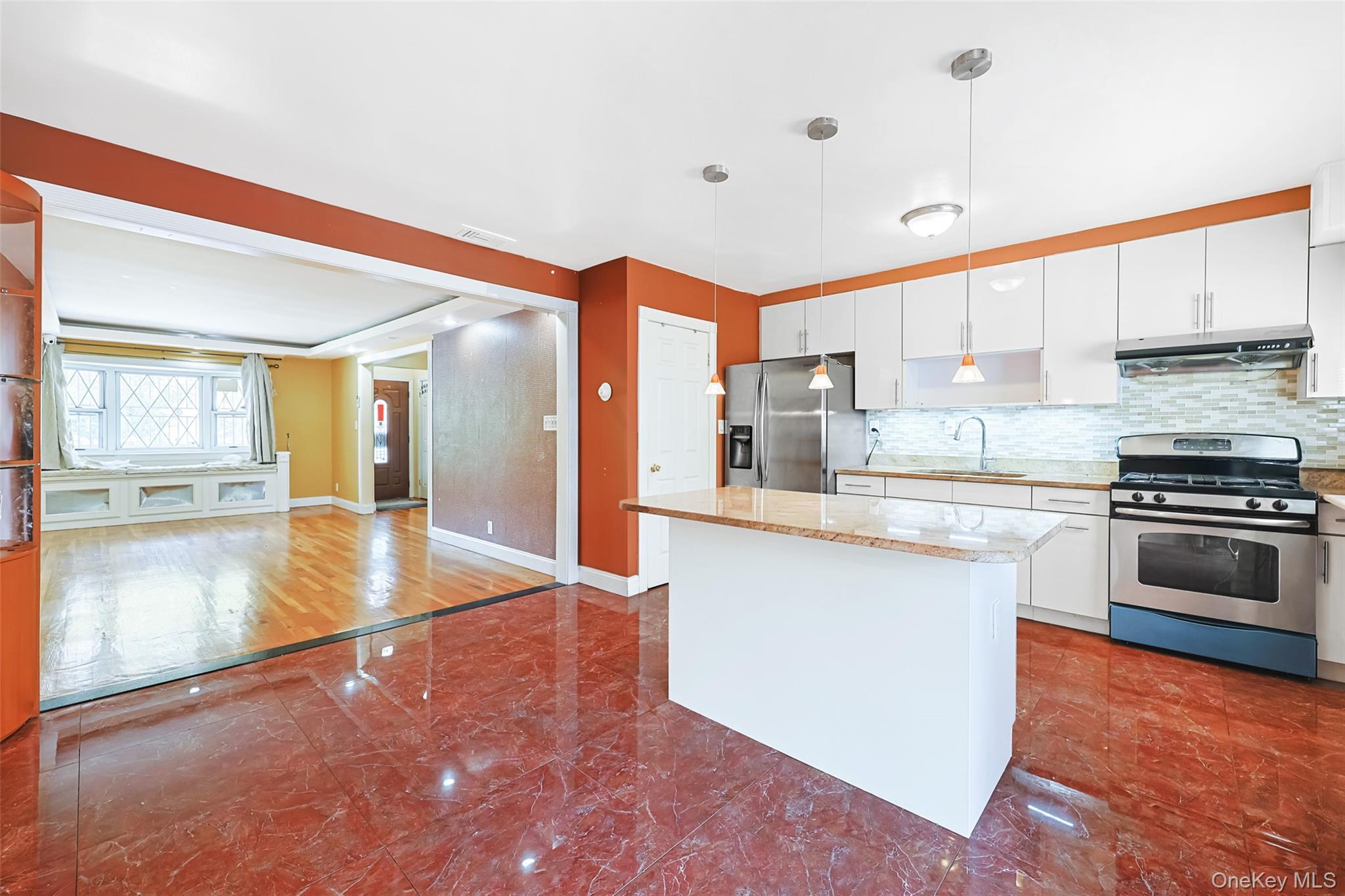 Single Family Melbourne Queens, NY 11367, MLS-916954-19