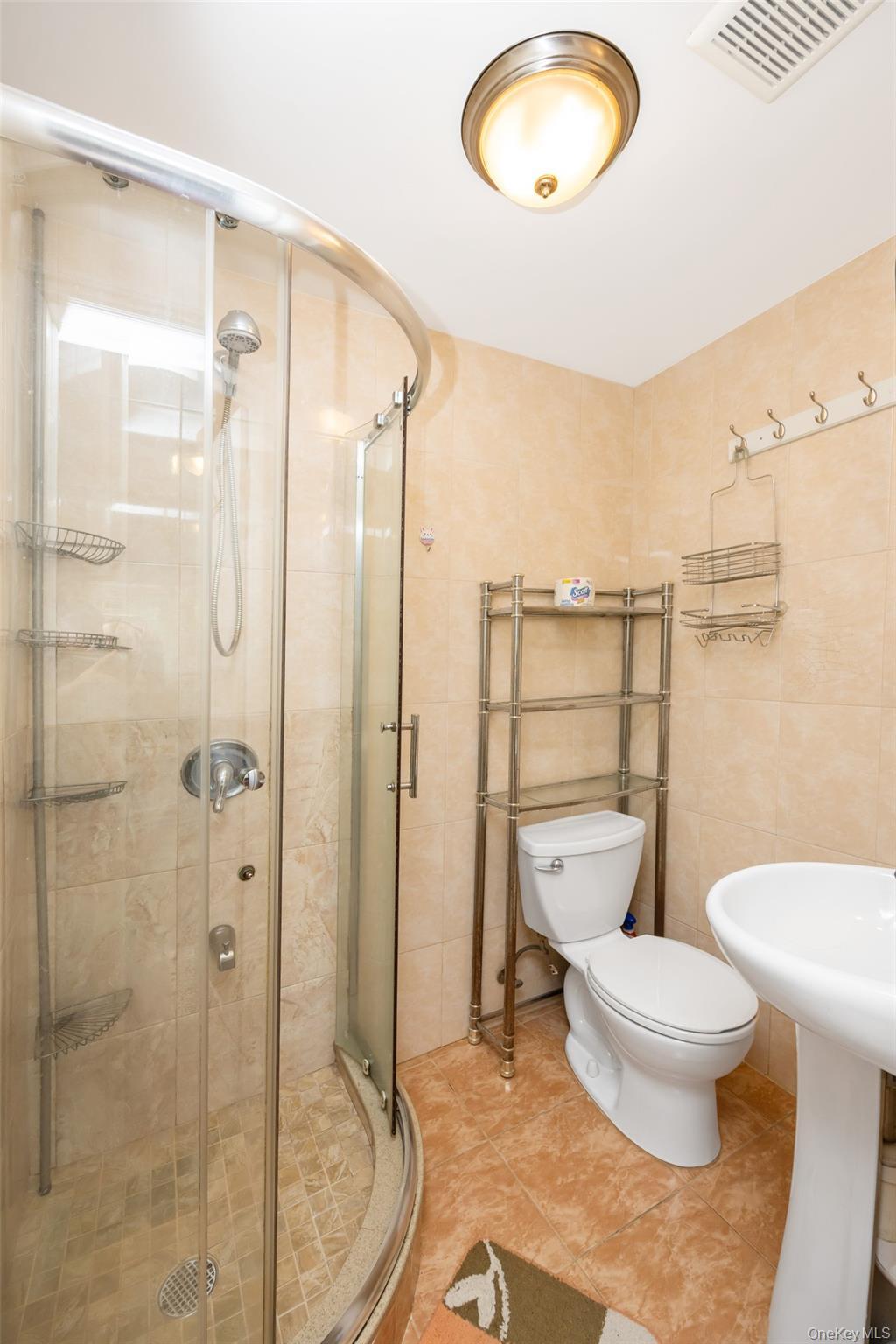 Single Family Melbourne Queens, NY 11367, MLS-916954-23