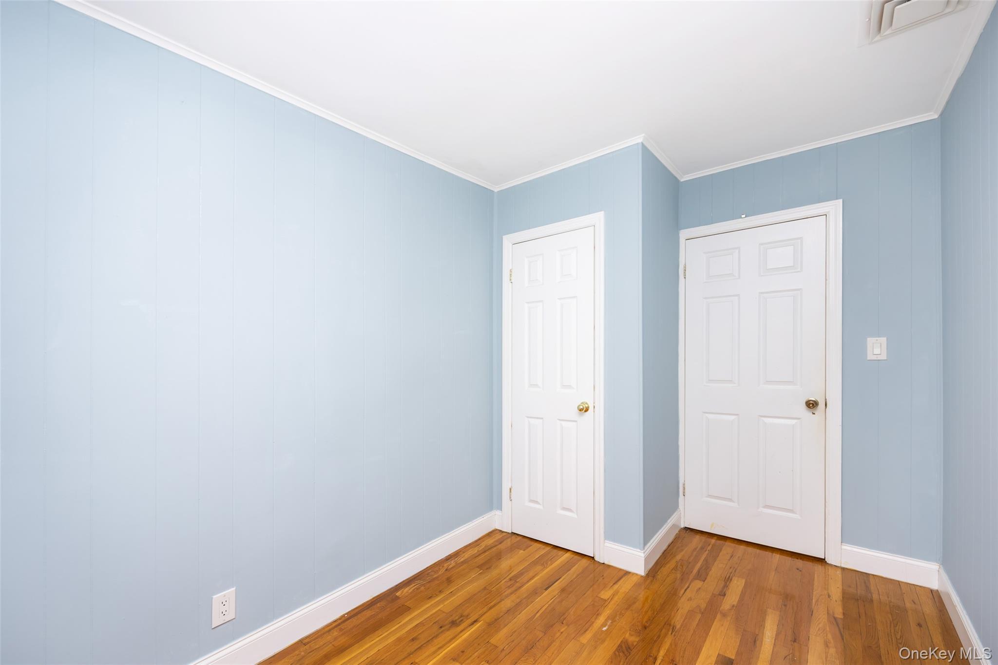 Single Family Melbourne Queens, NY 11367, MLS-916954-31