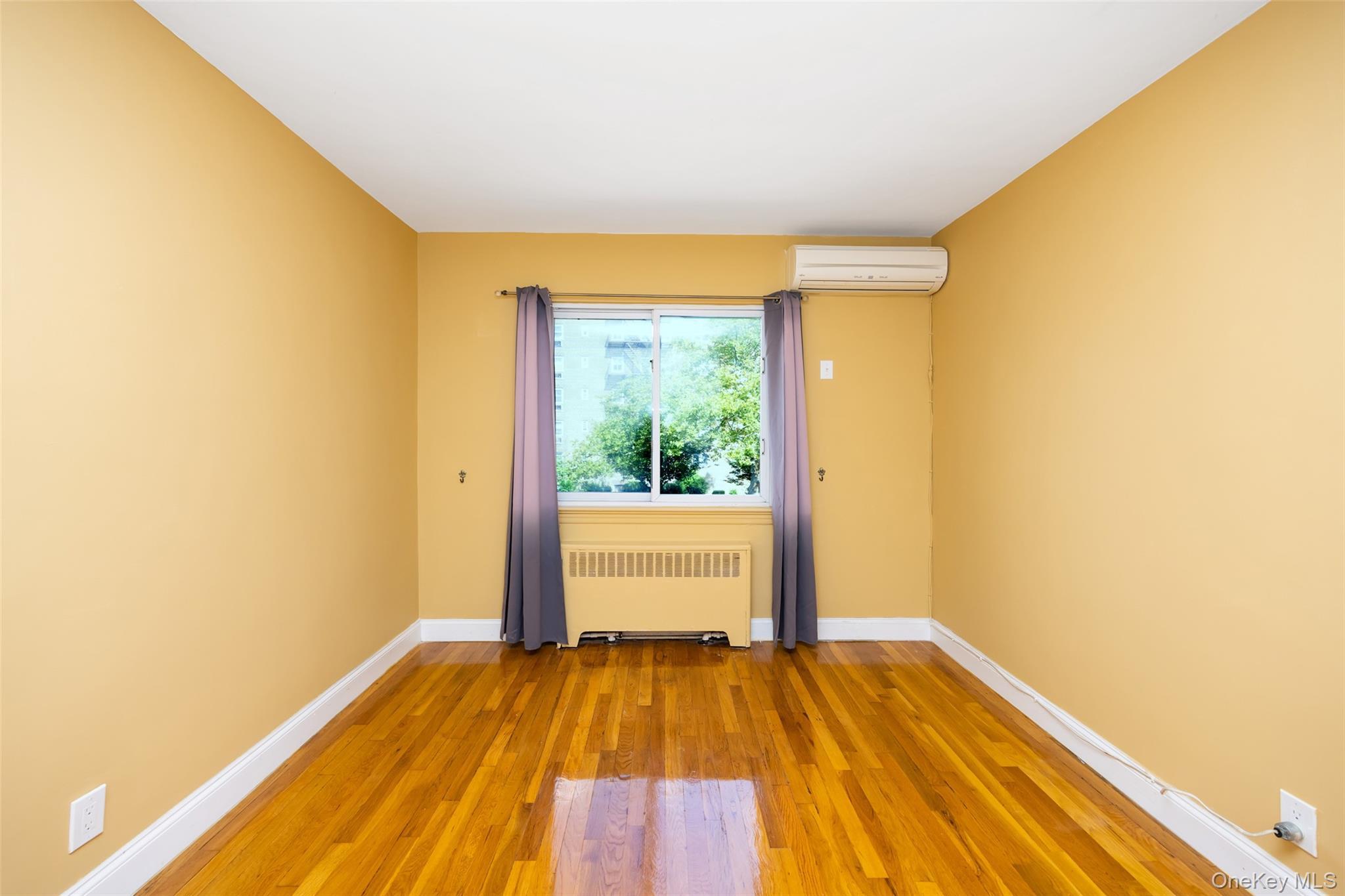 Single Family Melbourne Queens, NY 11367, MLS-916954-33