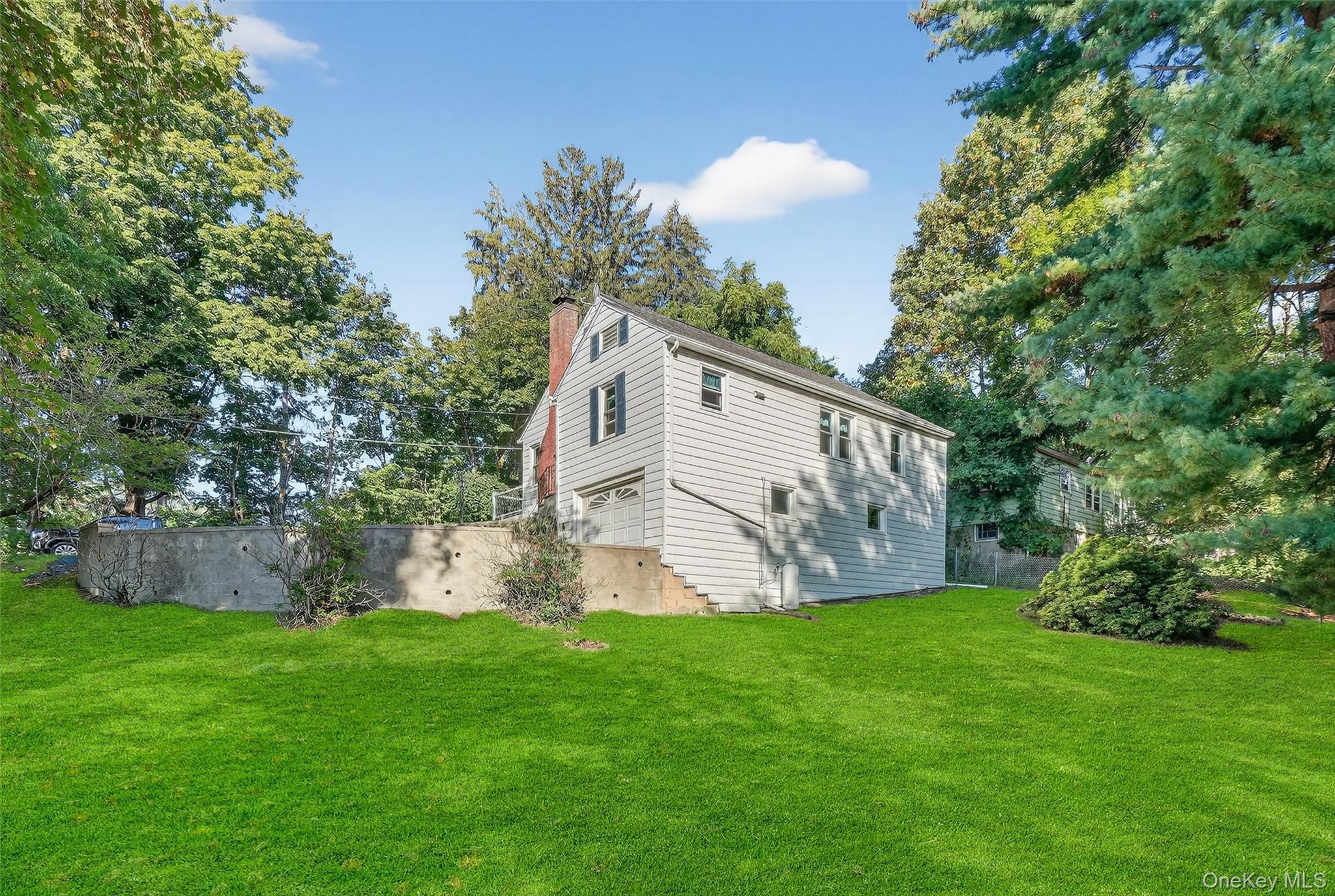 Single Family Mountain View  Dutchess County, NY 12603, MLS-916959-22