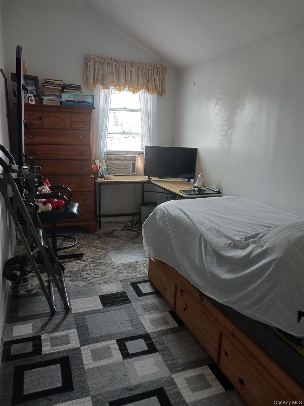 Single Family Cross Bay Queens, NY 11693, MLS-916963-13