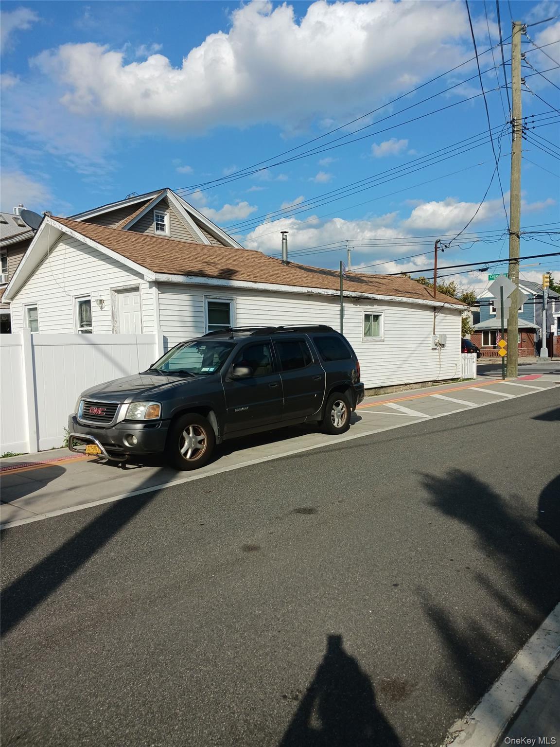 Single Family Cross Bay Queens, NY 11693, MLS-916963-5