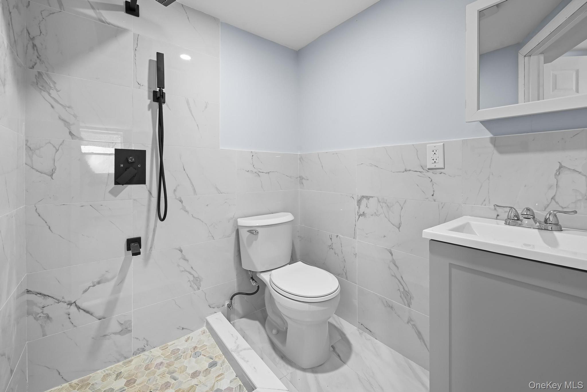 Single Family 24th  Queens, NY 11369, MLS-916975-17