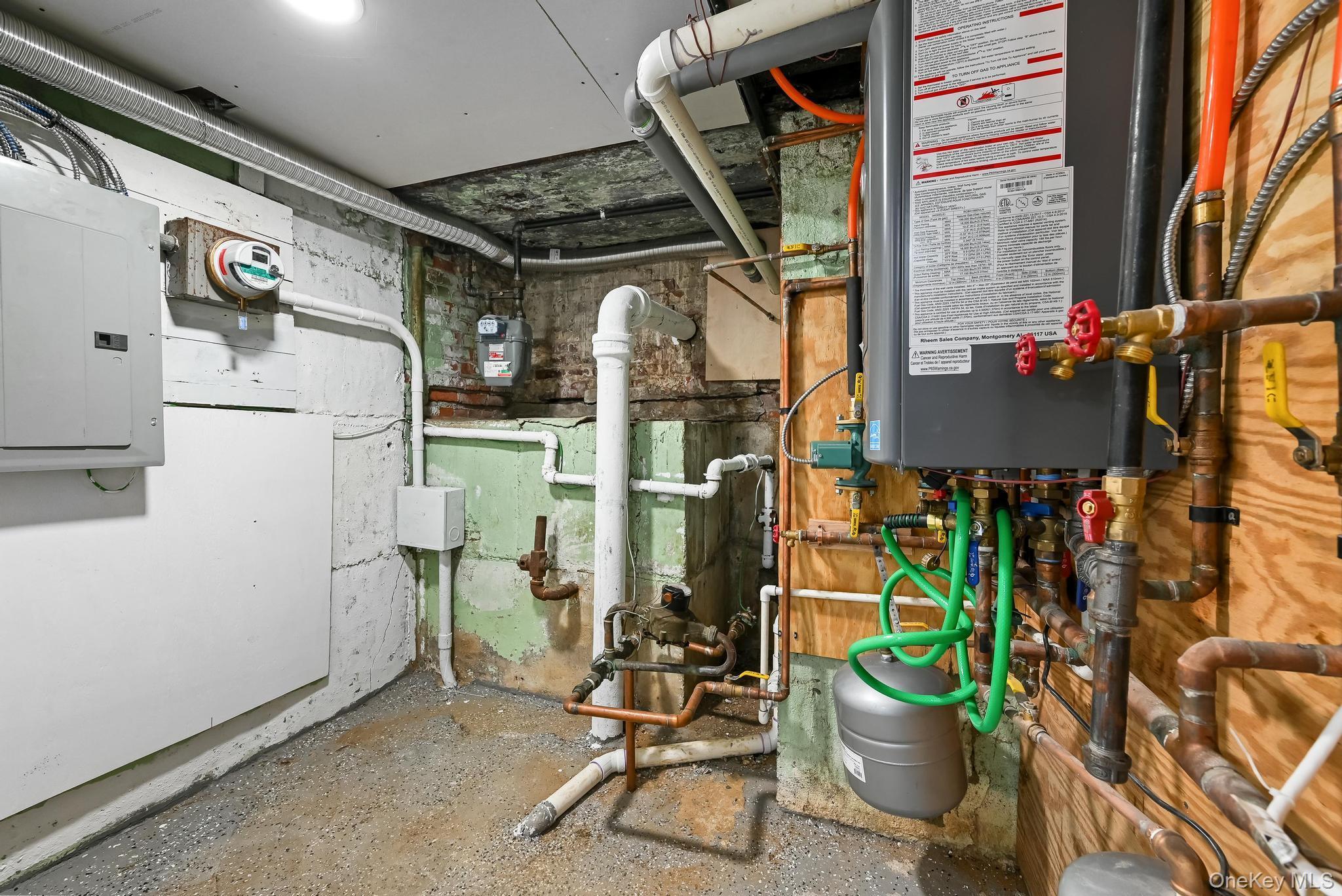 Single Family 24th  Queens, NY 11369, MLS-916975-20