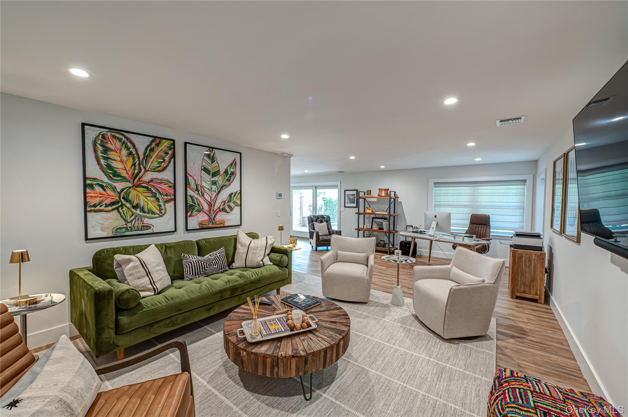 Single Family North Main Street Suffolk County, NY 11968, MLS-916978-24