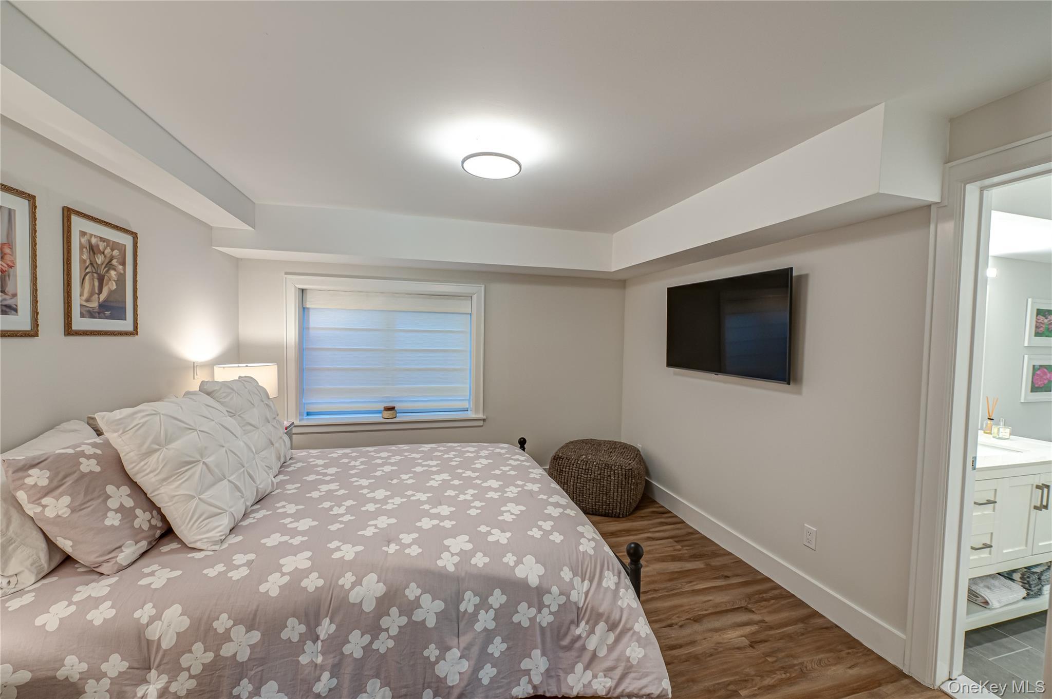 Single Family North Main Street Suffolk County, NY 11968, MLS-916978-25