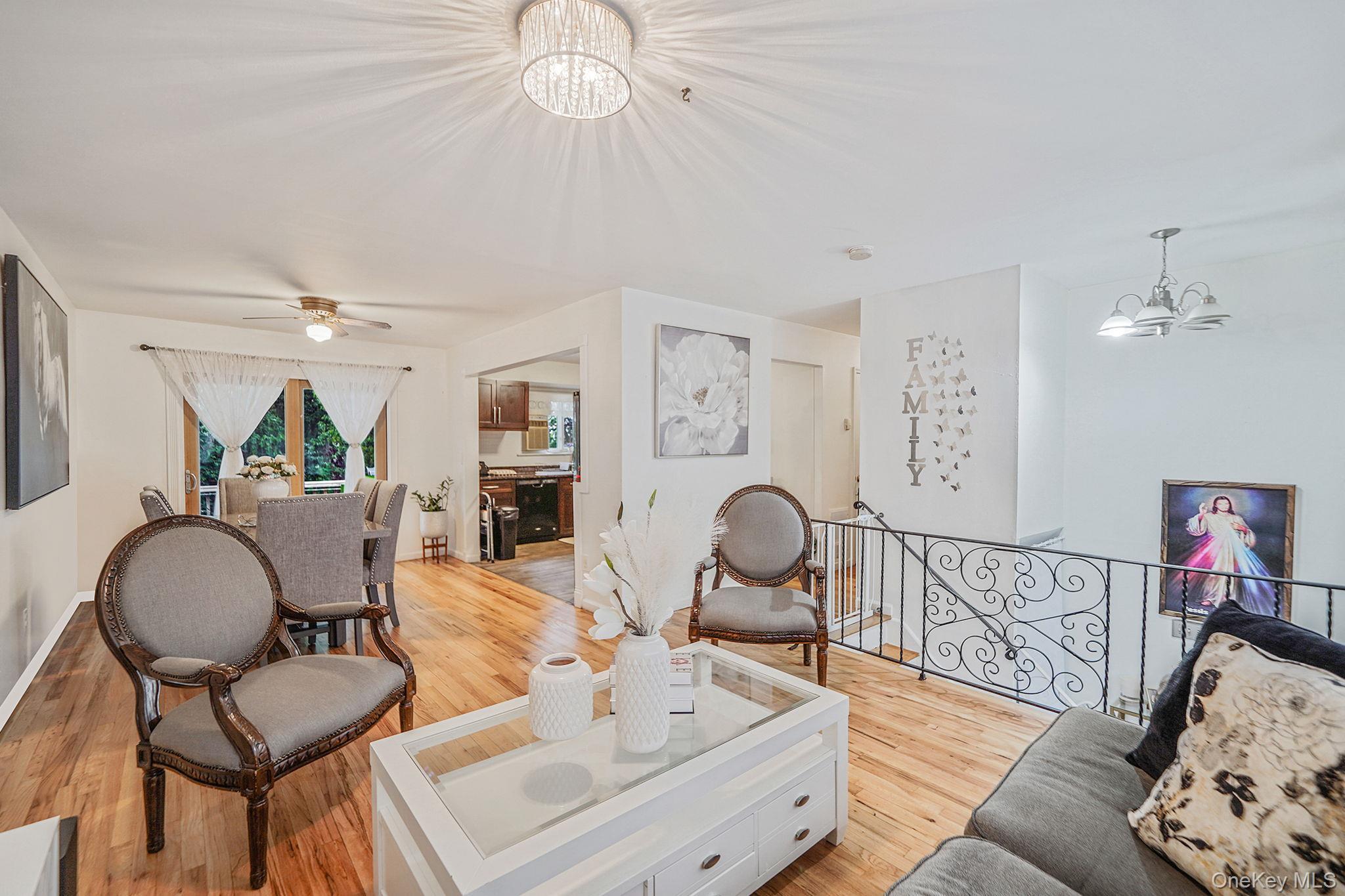 Single Family Broadway Suffolk County, NY 11717, MLS-916990-3