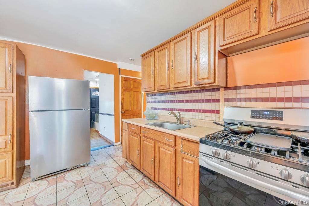 Single Family Clinton  Nassau County, NY 11570, MLS-916995-14