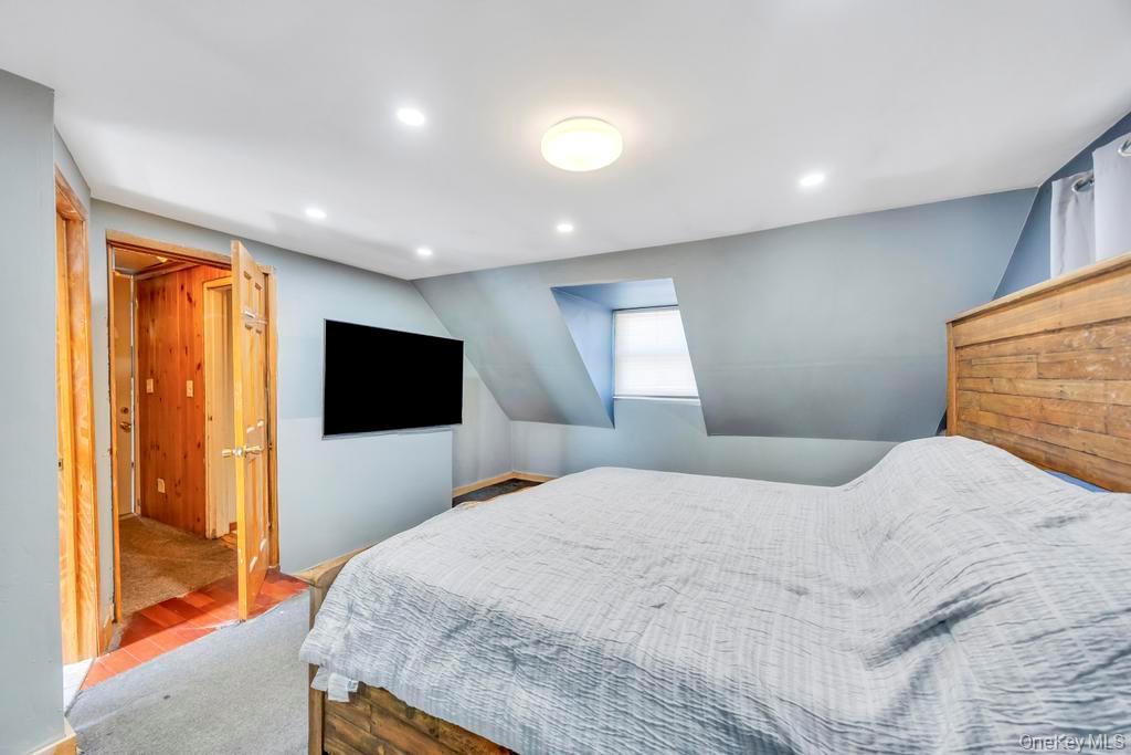 Single Family Clinton  Nassau County, NY 11570, MLS-916995-21