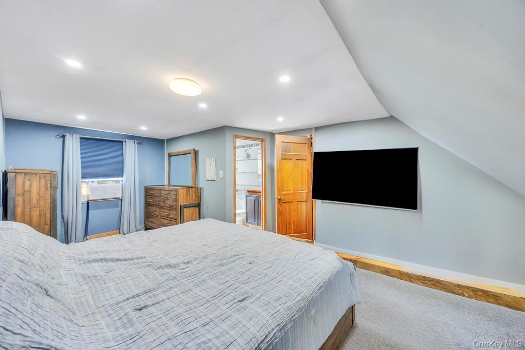 Single Family Clinton  Nassau County, NY 11570, MLS-916995-22