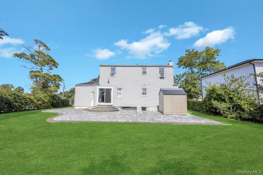 Single Family Clinton  Nassau County, NY 11570, MLS-916995-4