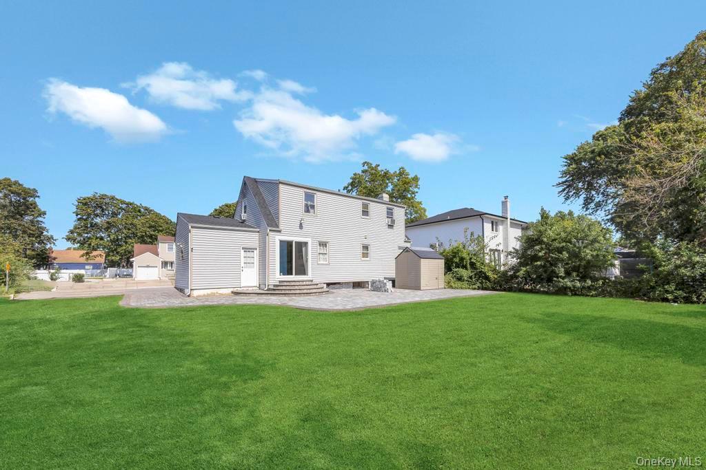 Single Family Clinton  Nassau County, NY 11570, MLS-916995-5