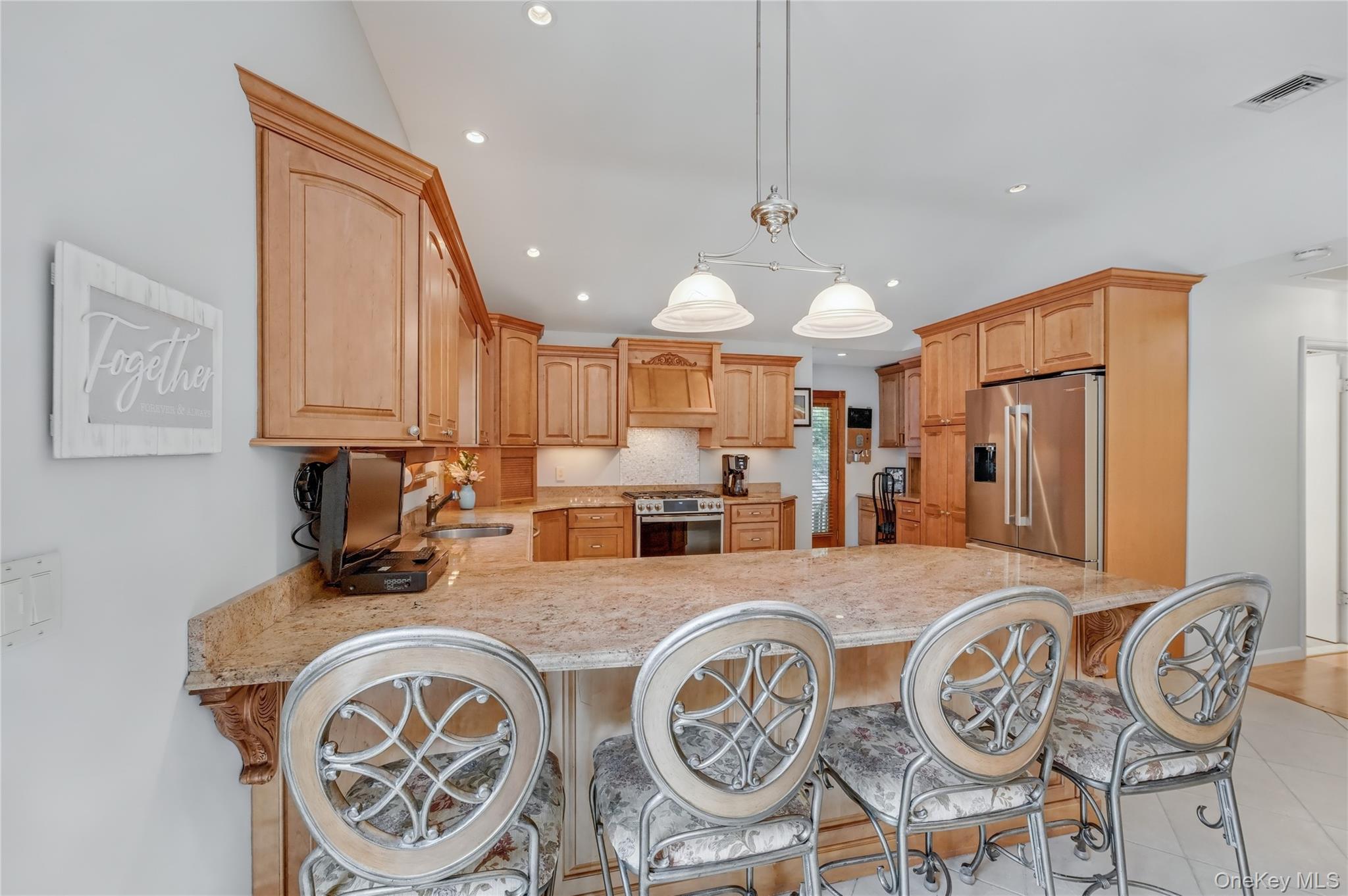 Single Family Feather  Suffolk County, NY 11725, MLS-917022-12