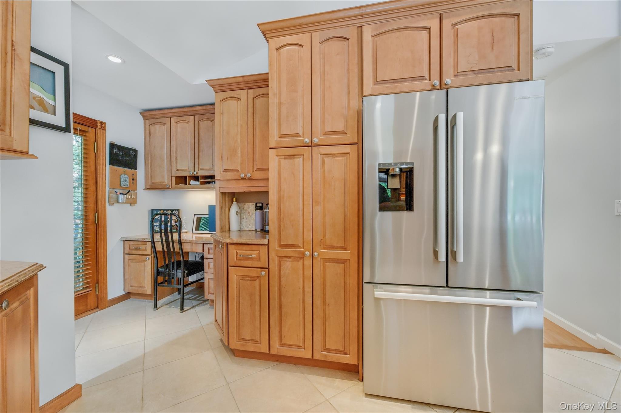 Single Family Feather  Suffolk County, NY 11725, MLS-917022-16