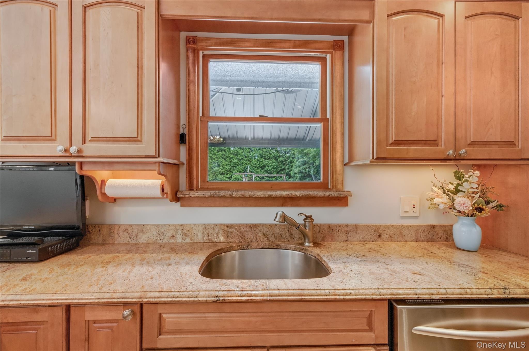 Single Family Feather  Suffolk County, NY 11725, MLS-917022-17