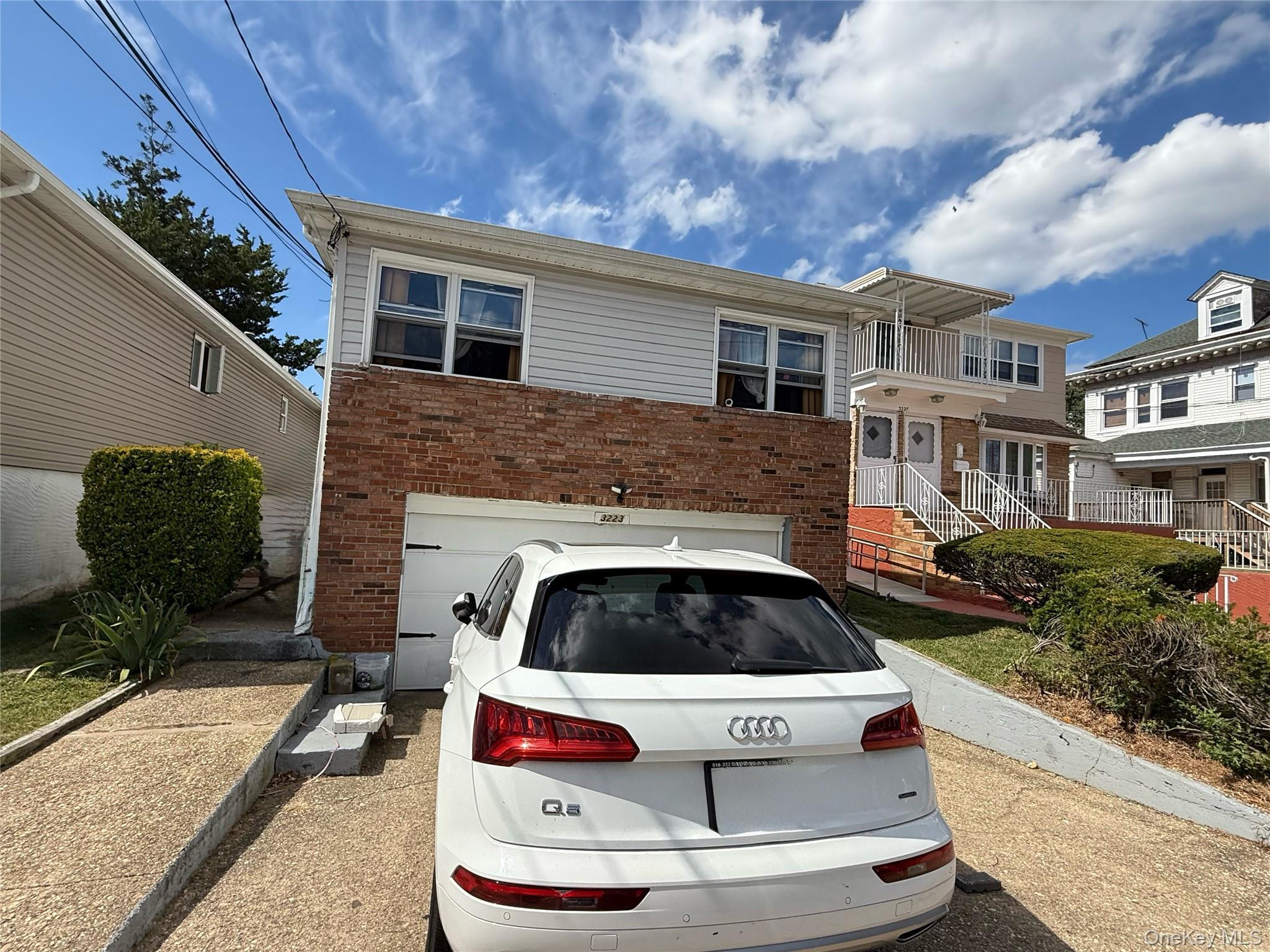 Single Family Plunkett  Queens, NY 11691, MLS-917024-2