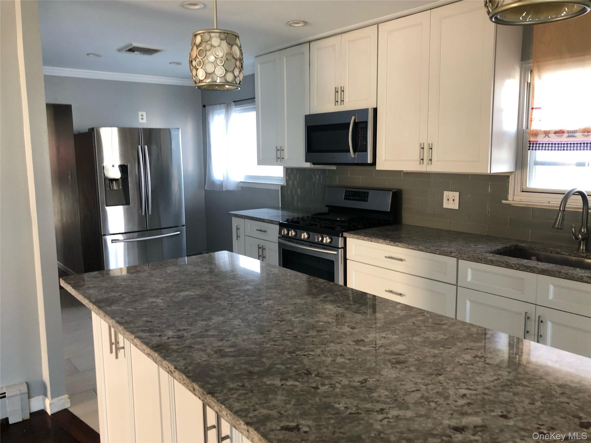 Single Family Plunkett  Queens, NY 11691, MLS-917024-5