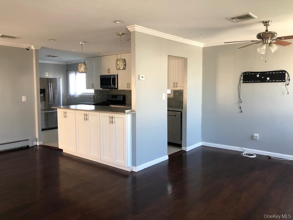 Single Family Plunkett  Queens, NY 11691, MLS-917024-7