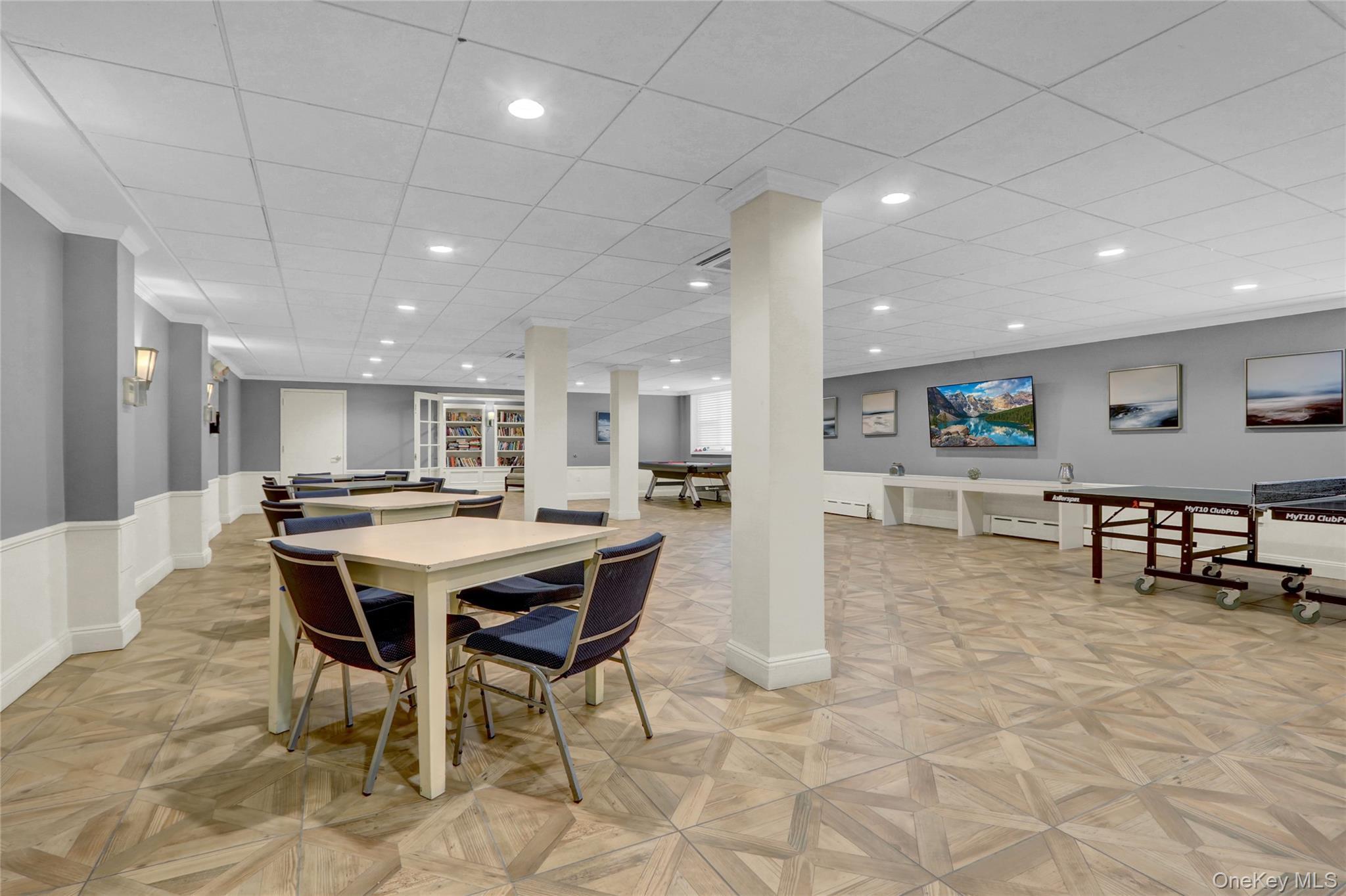 Coop Shore  Nassau County, NY 11561, MLS-917035-21