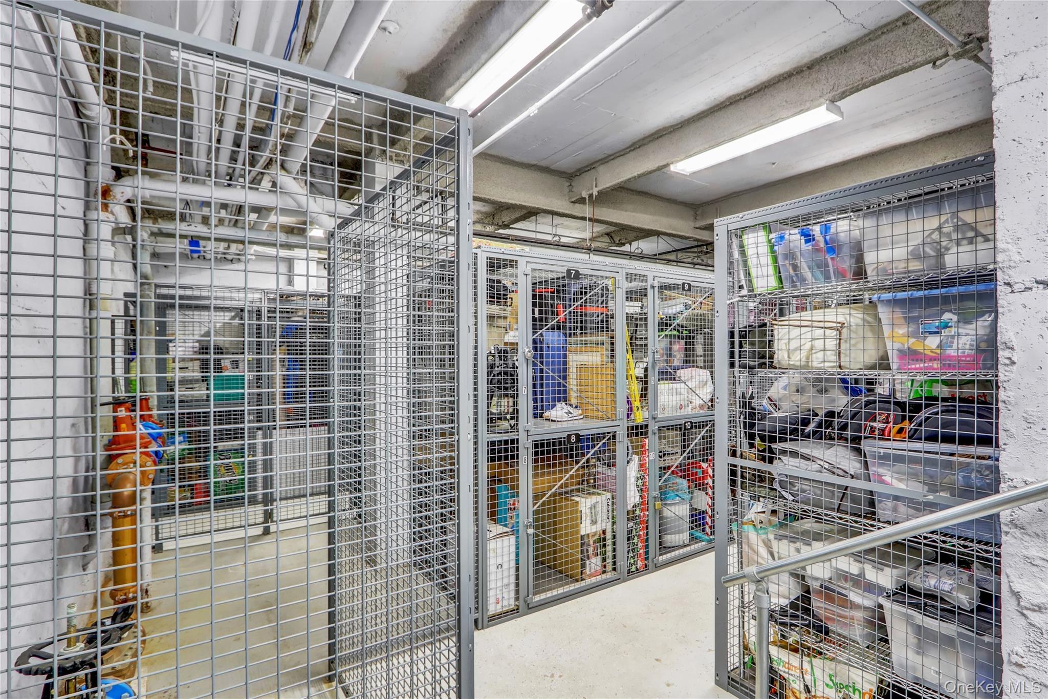 Coop Shore  Nassau County, NY 11561, MLS-917035-30