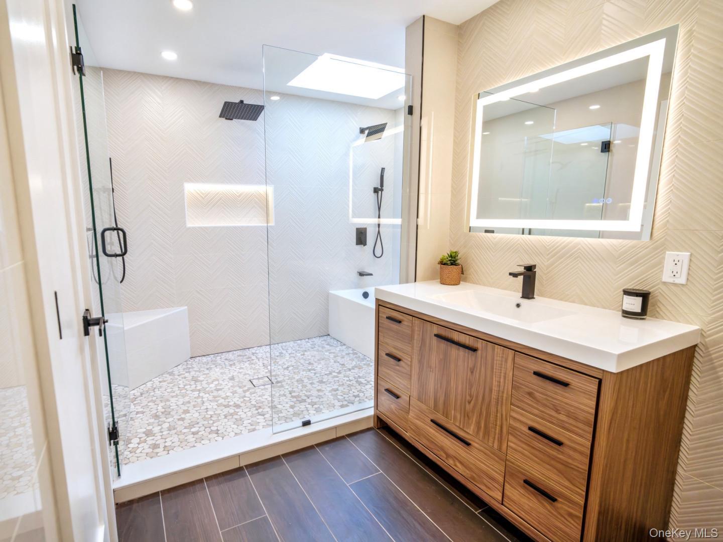 Single Family Durham Suffolk County, NY 11746, MLS-917061-16