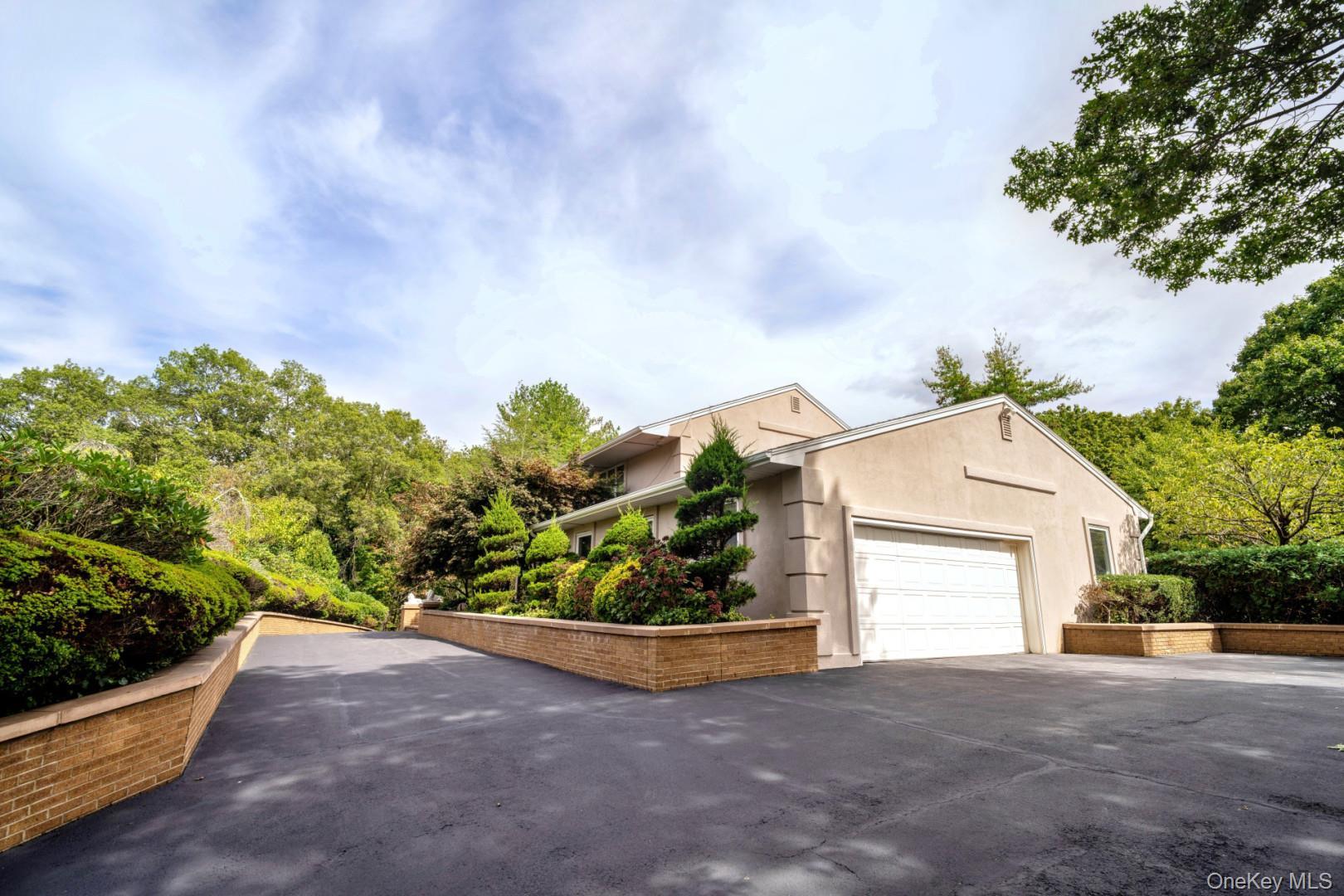 Single Family Durham Suffolk County, NY 11746, MLS-917061-2