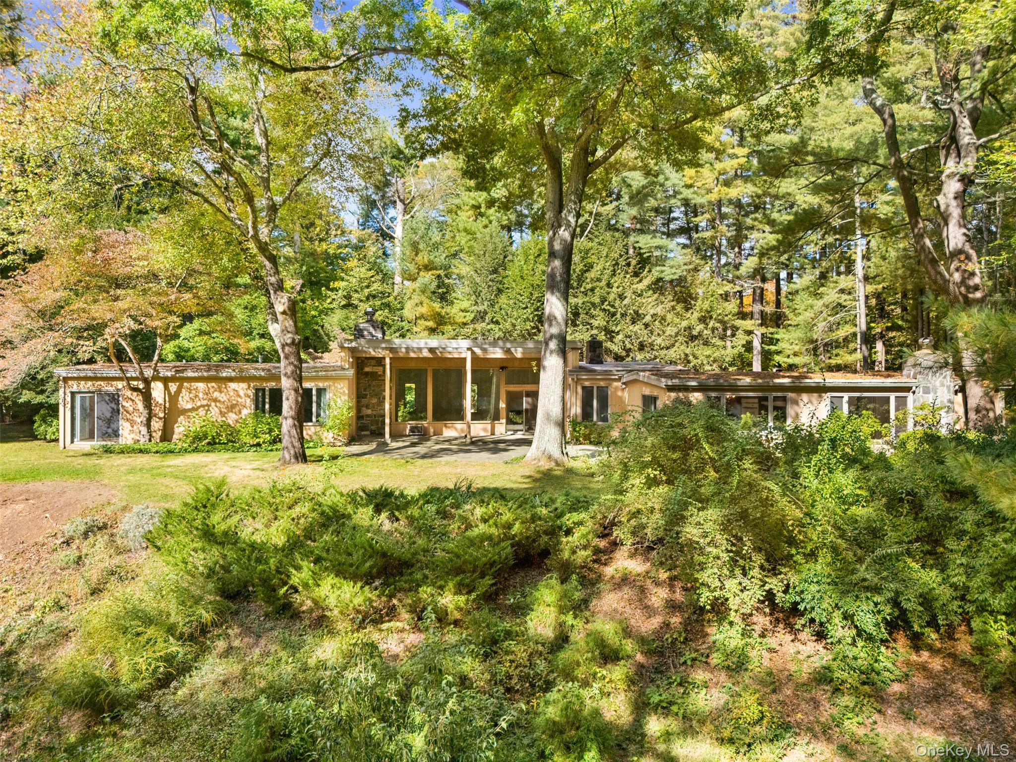 Single Family Old Corner Westchester County, NY 10506, MLS-917089-5