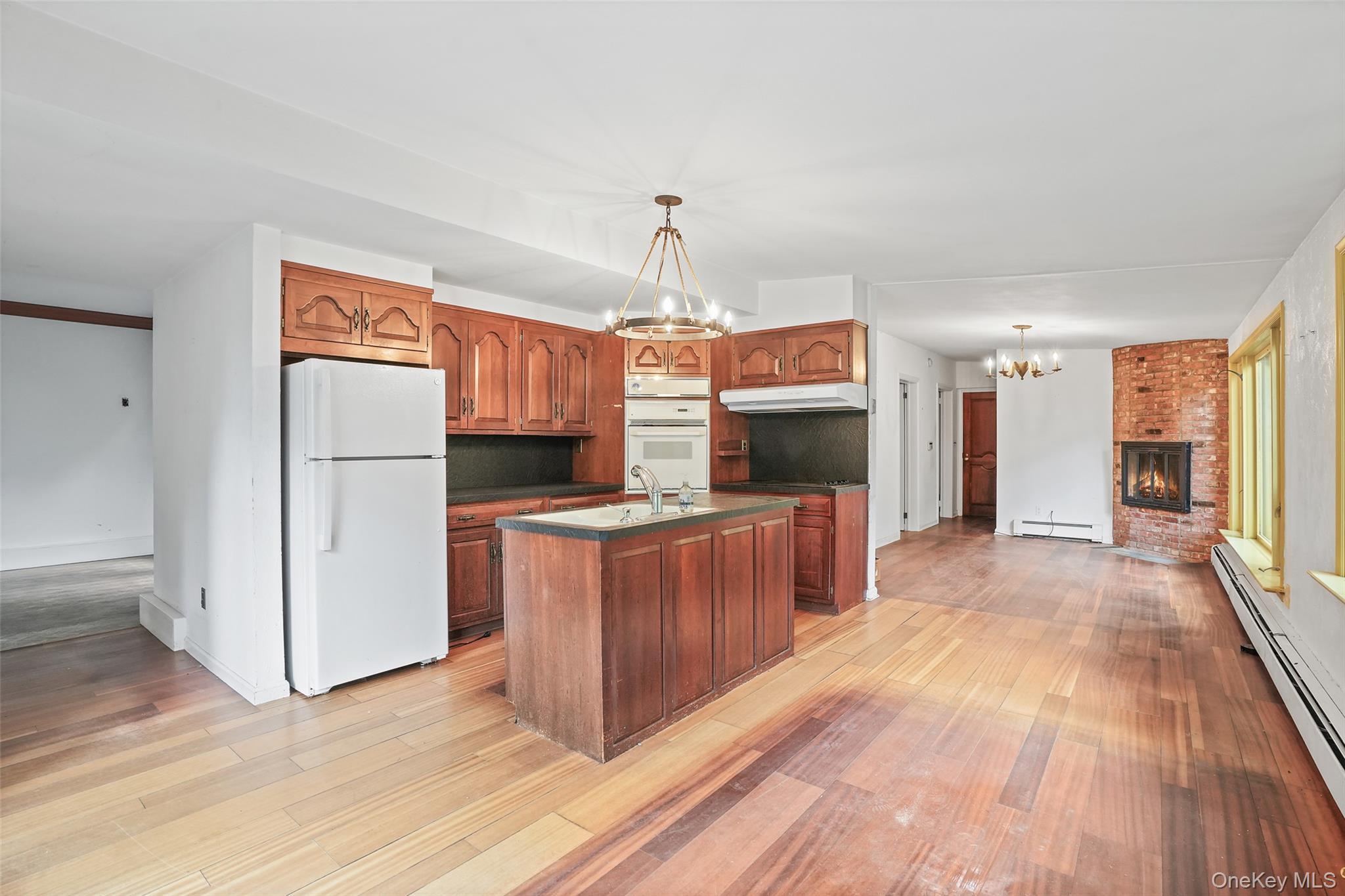 Single Family Old Corner Westchester County, NY 10506, MLS-917089-8