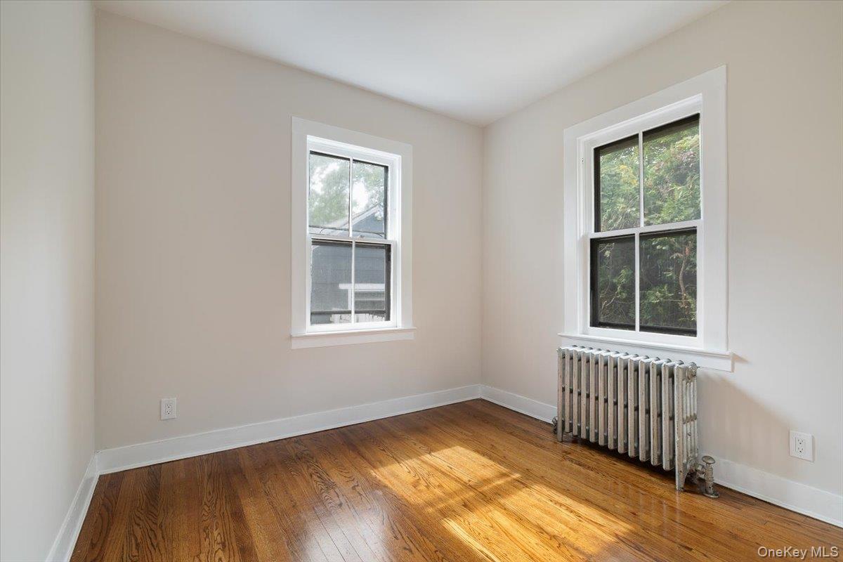 Single Family Locust Suffolk County, NY 11702, MLS-917108-18