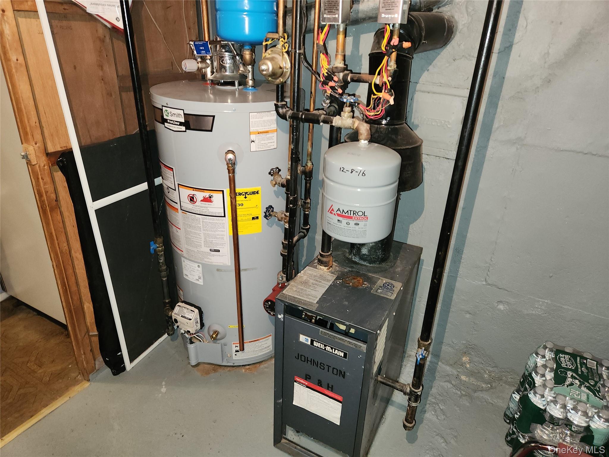 Single Family Warren  Nassau County, NY 11553, MLS-917112-27