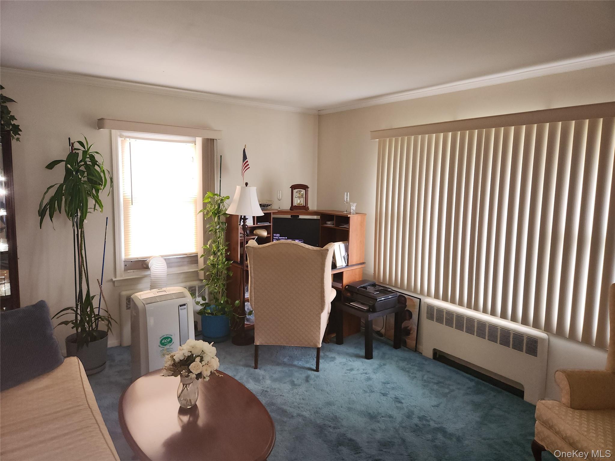 Single Family Warren  Nassau County, NY 11553, MLS-917112-9