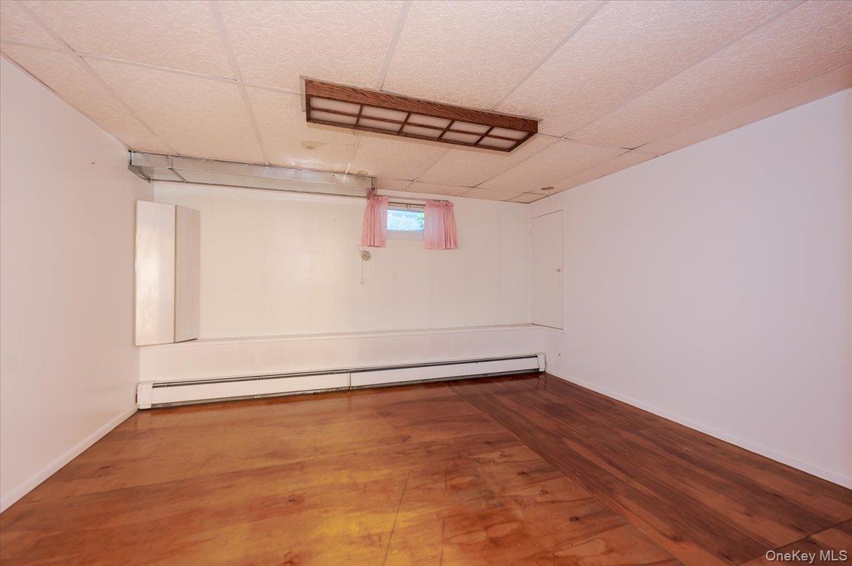 Single Family Linden Nassau County, NY 11565, MLS-917114-21