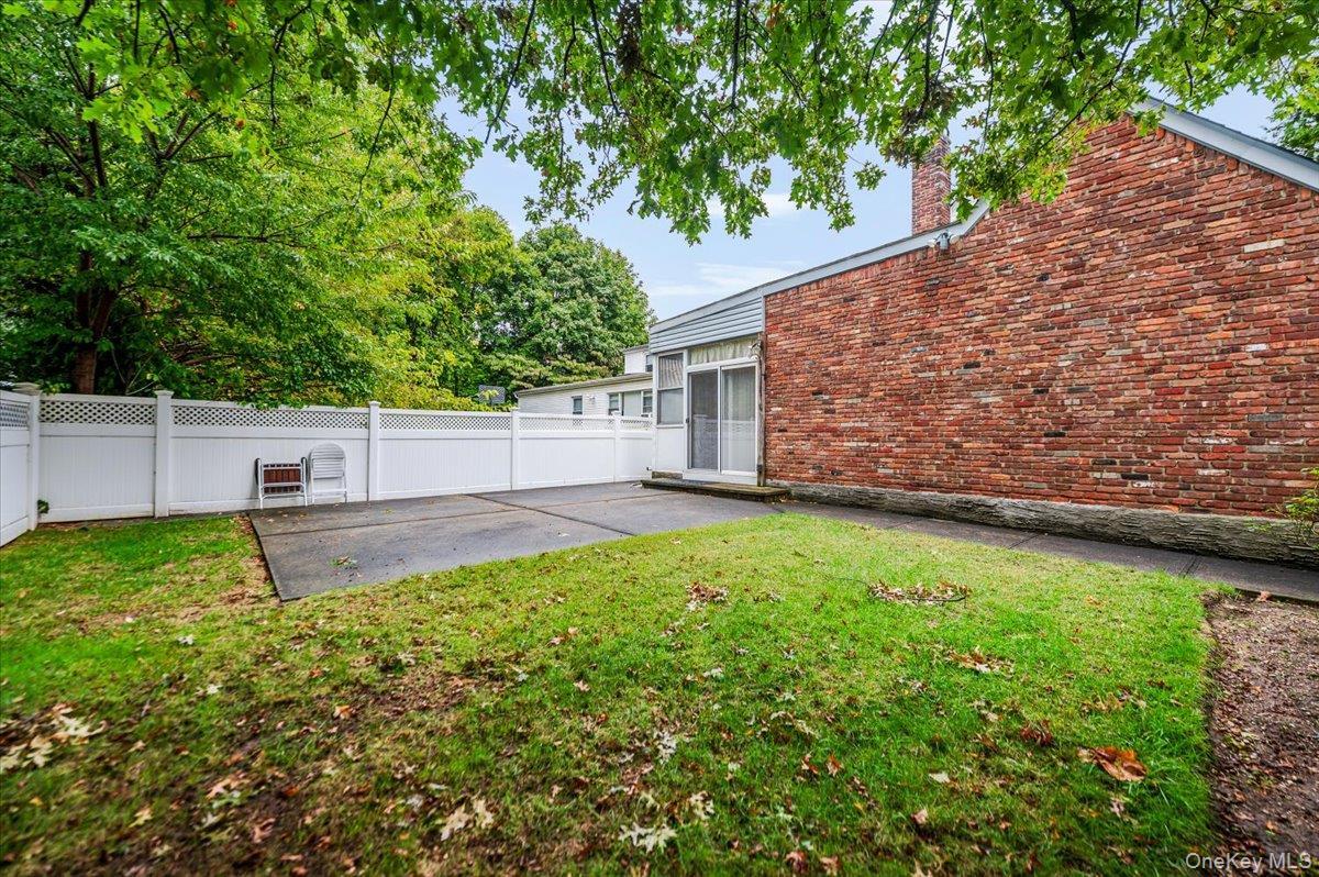 Single Family Linden Nassau County, NY 11565, MLS-917114-23