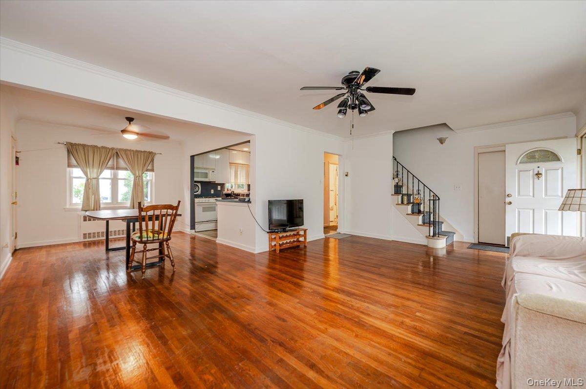 Single Family Linden Nassau County, NY 11565, MLS-917114-4