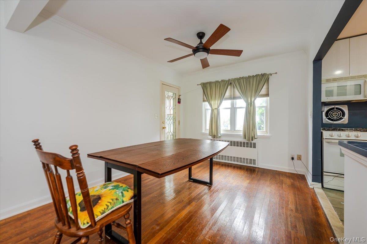 Single Family Linden Nassau County, NY 11565, MLS-917114-5