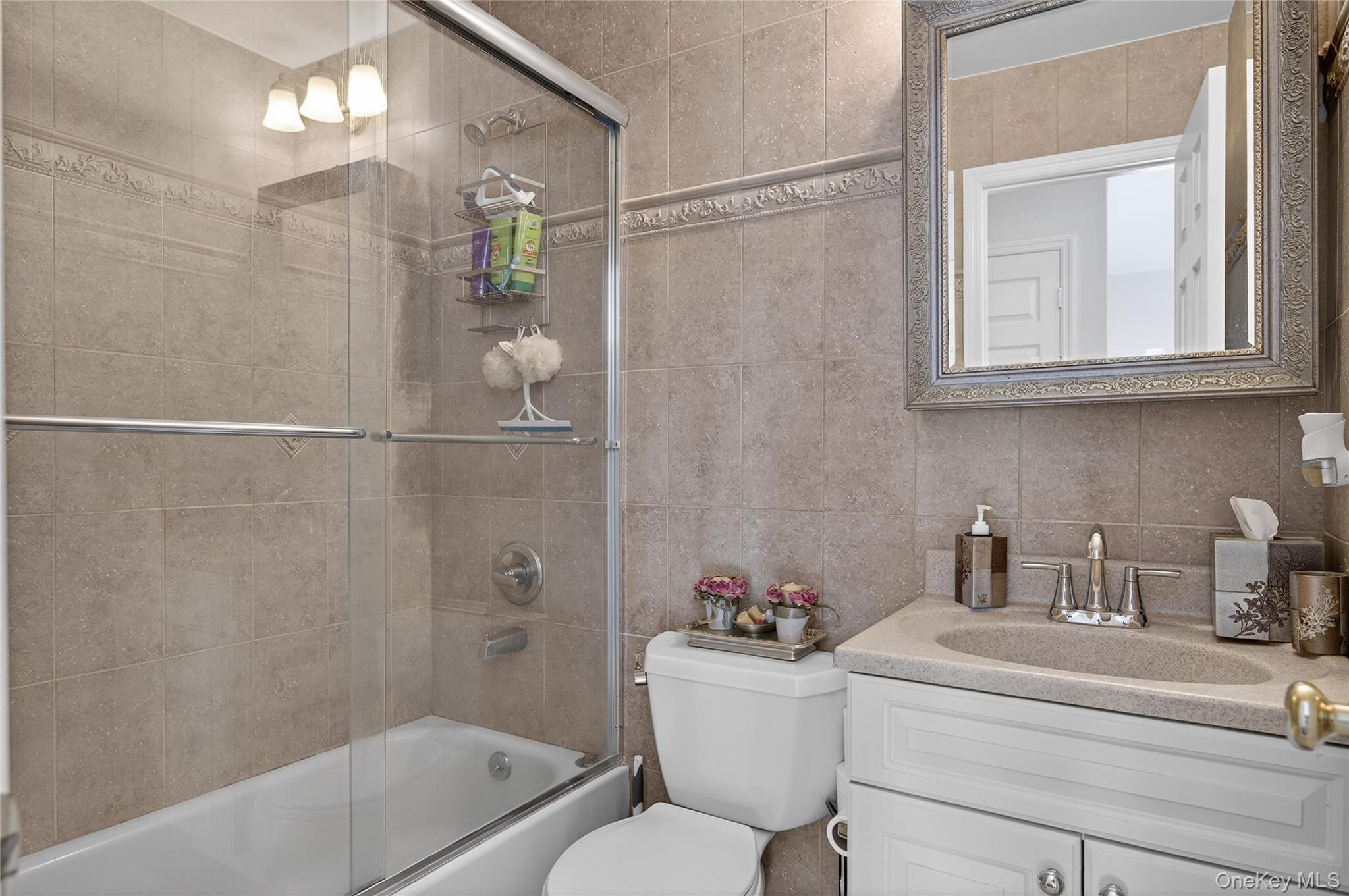 Single Family Lancaster Nassau County, NY 11554, MLS-917136-20