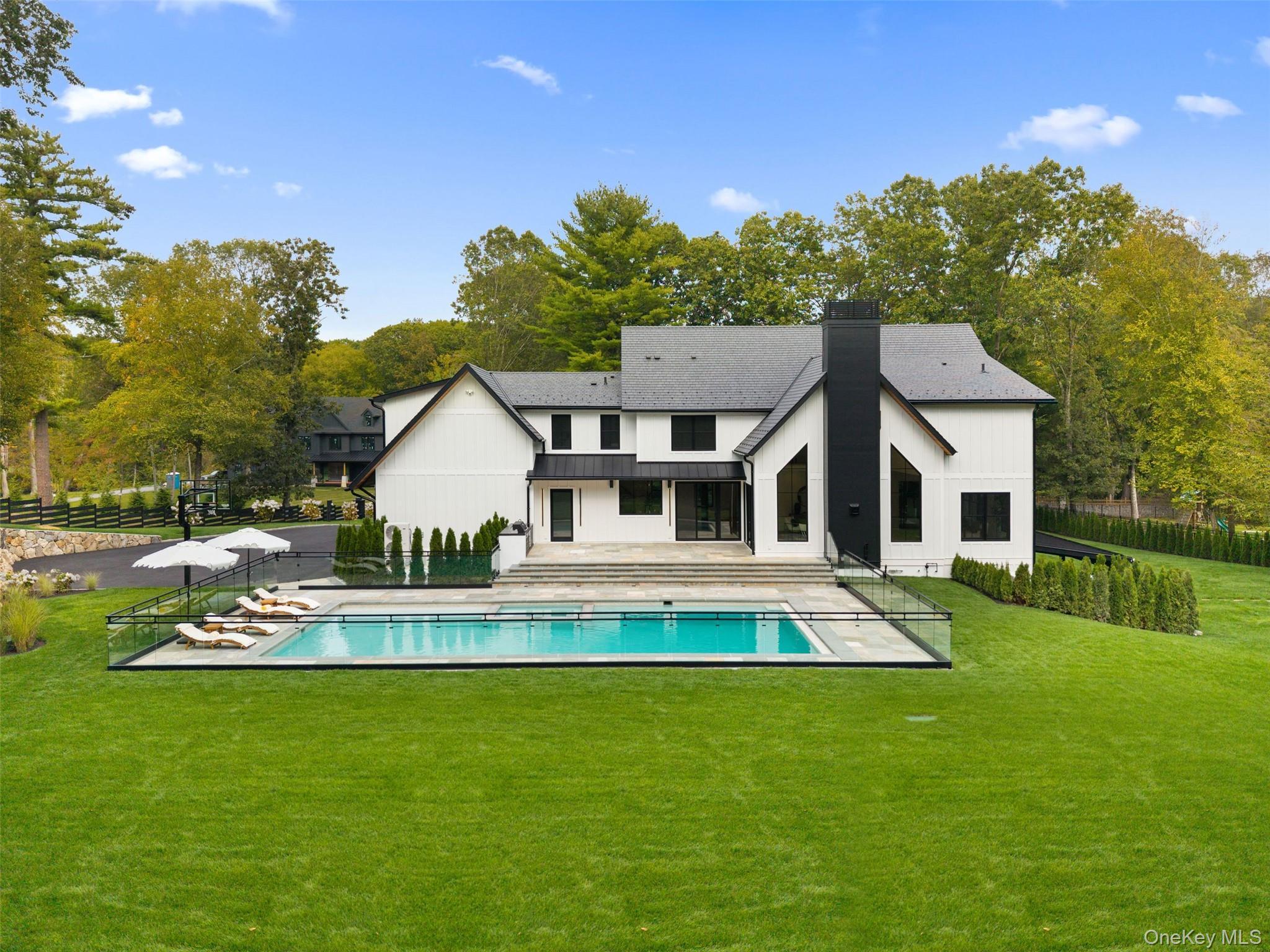 Single Family Pine Hill Westchester County, NY 10590, MLS-917165-22