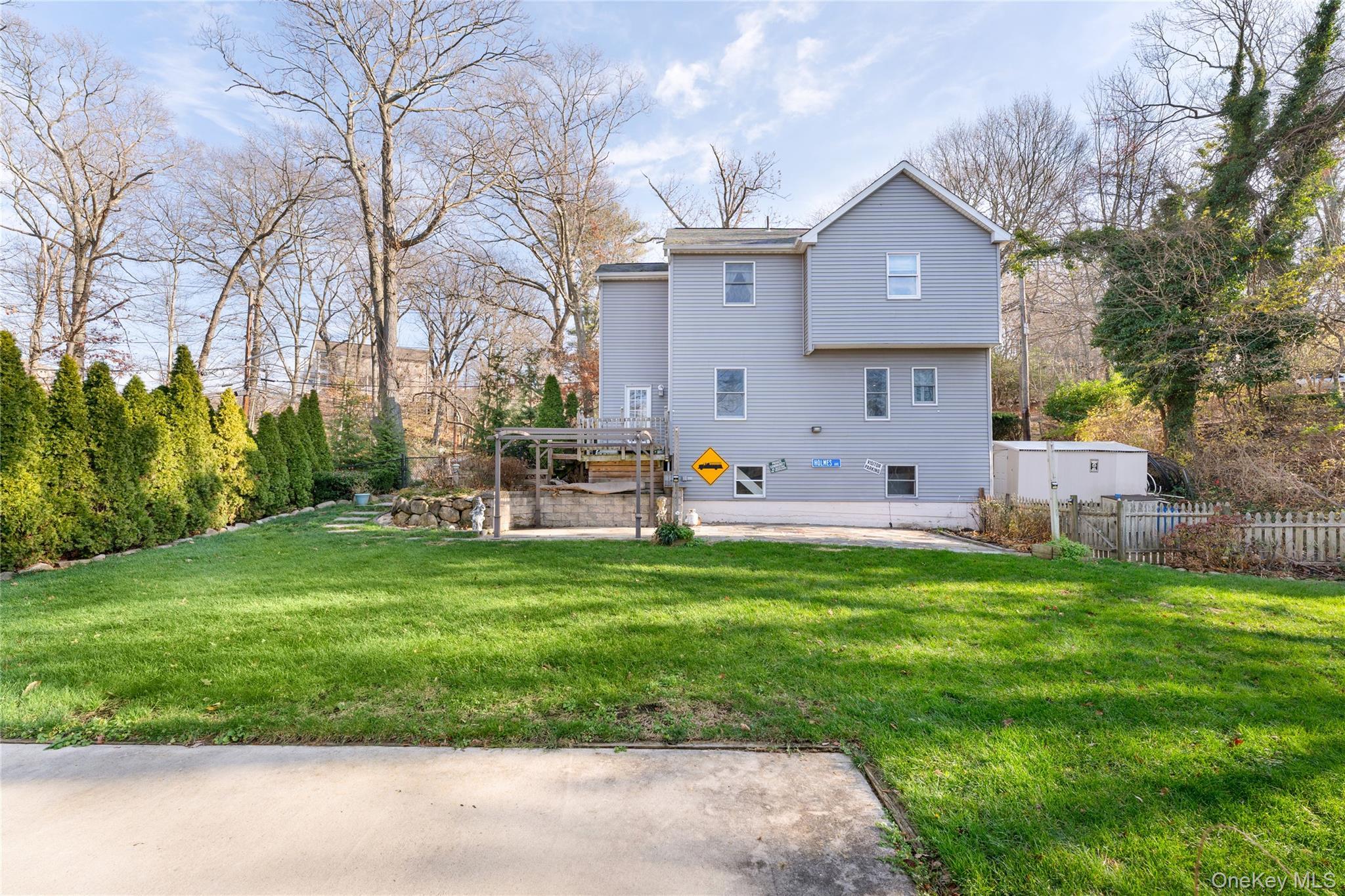 Single Family Liberty  Suffolk County, NY 11777, MLS-917170-29