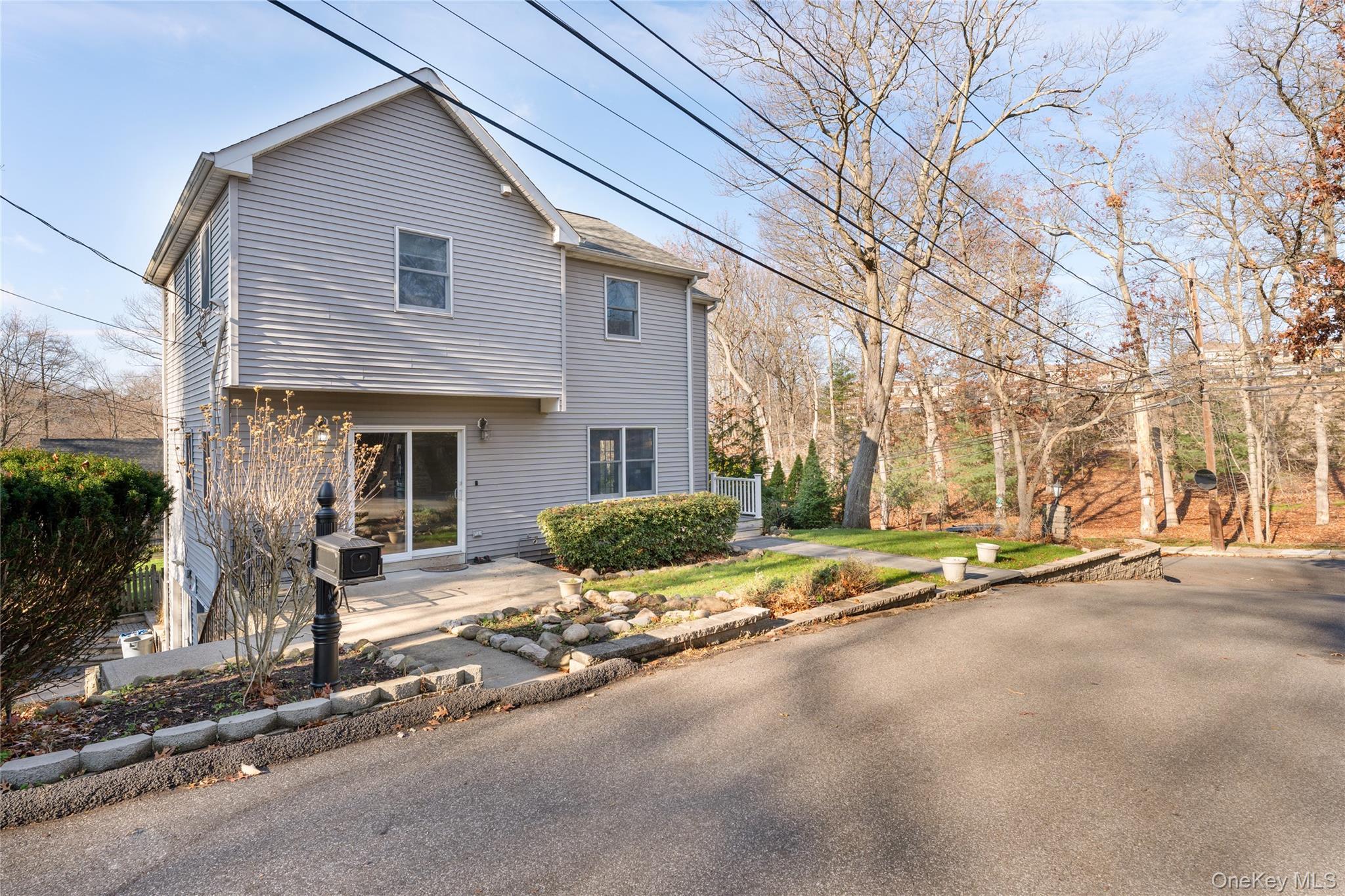 Single Family Liberty  Suffolk County, NY 11777, MLS-917170-37