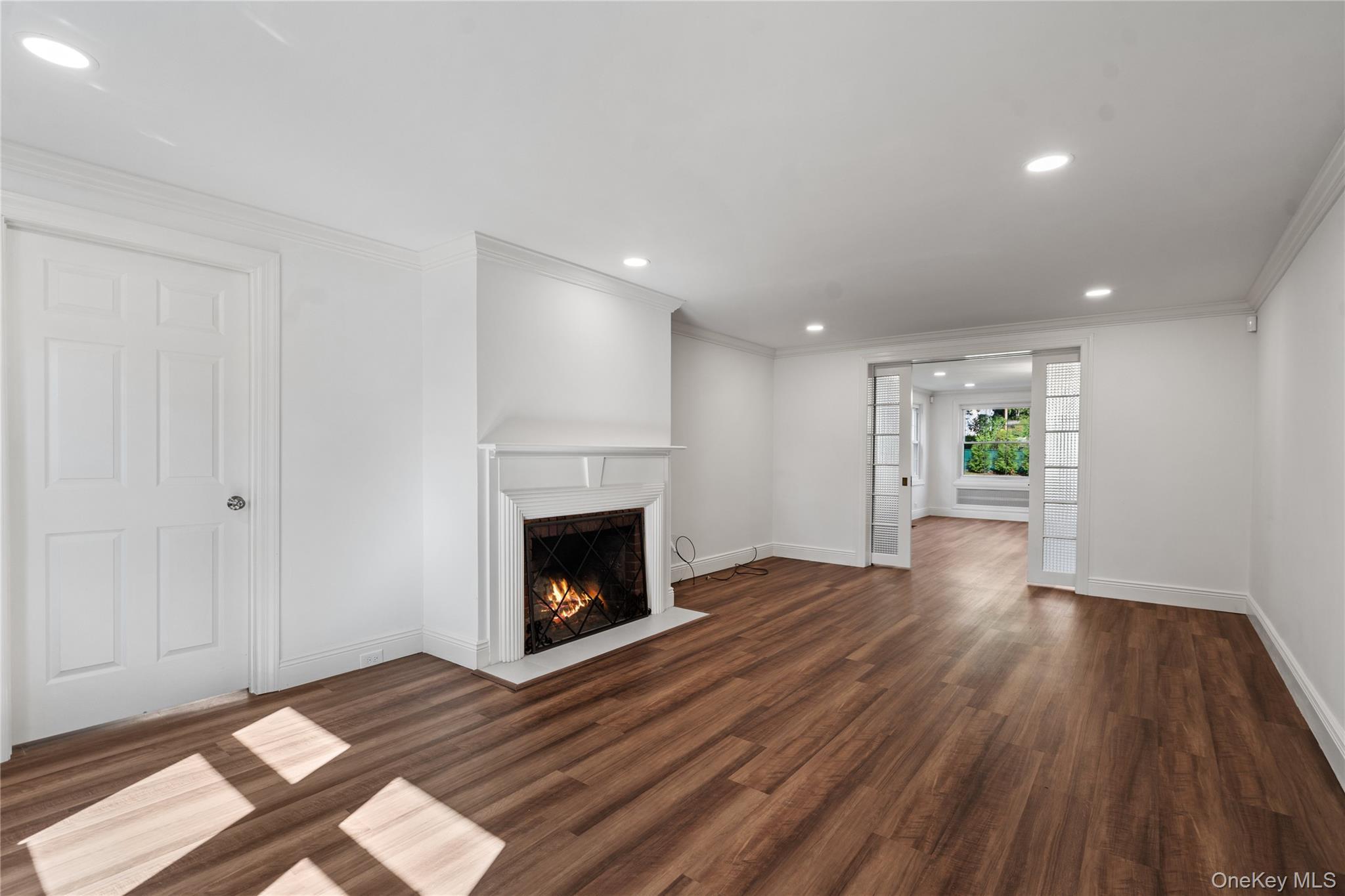 Single Family Warner Nassau County, NY 11577, MLS-917176-10